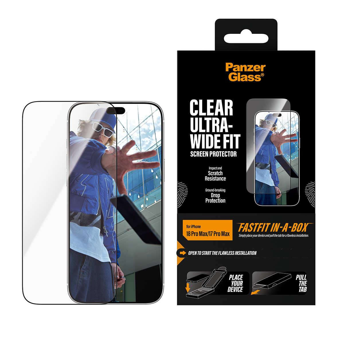 Pellicola protettiva PanzerGlass per iPhone con confezione e guida all'installazione.