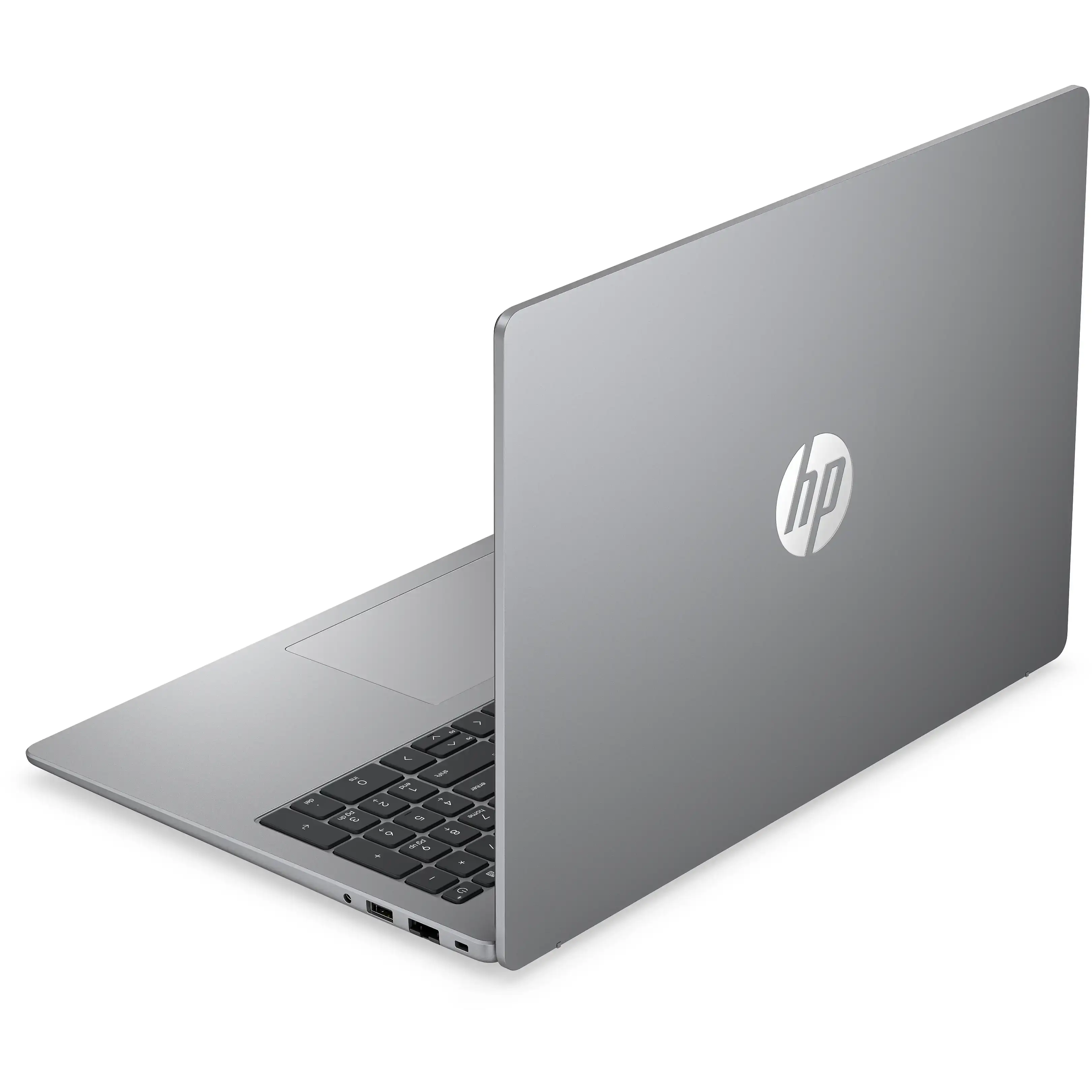 Un laptop HP argentato visto dall'angolo posteriore destro, con scocca metallica e tastiera nera.