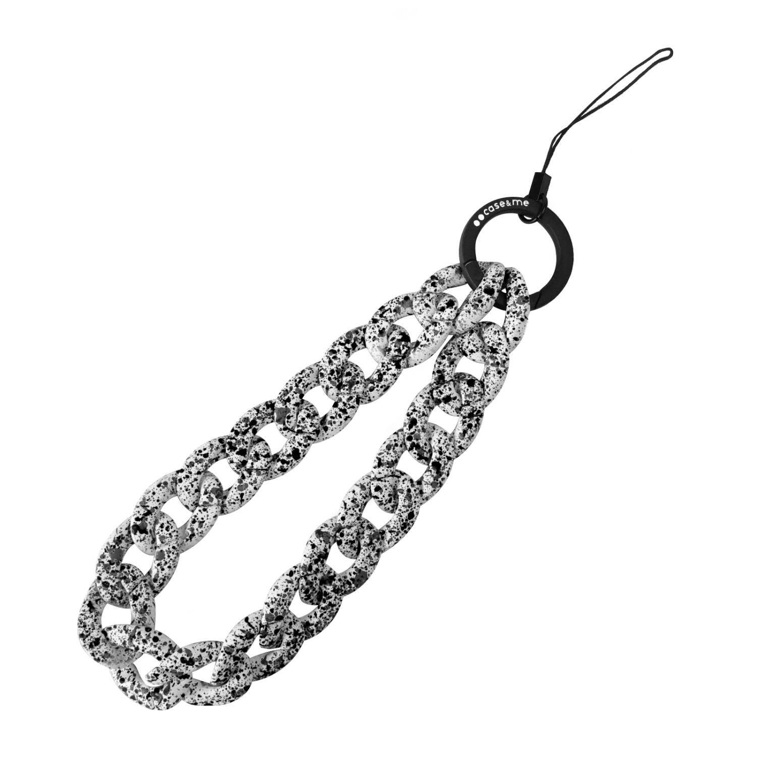 Un cinturino per telefono con catena maculata bianco e nero con un anello nero rotondo e un sottile cappio.