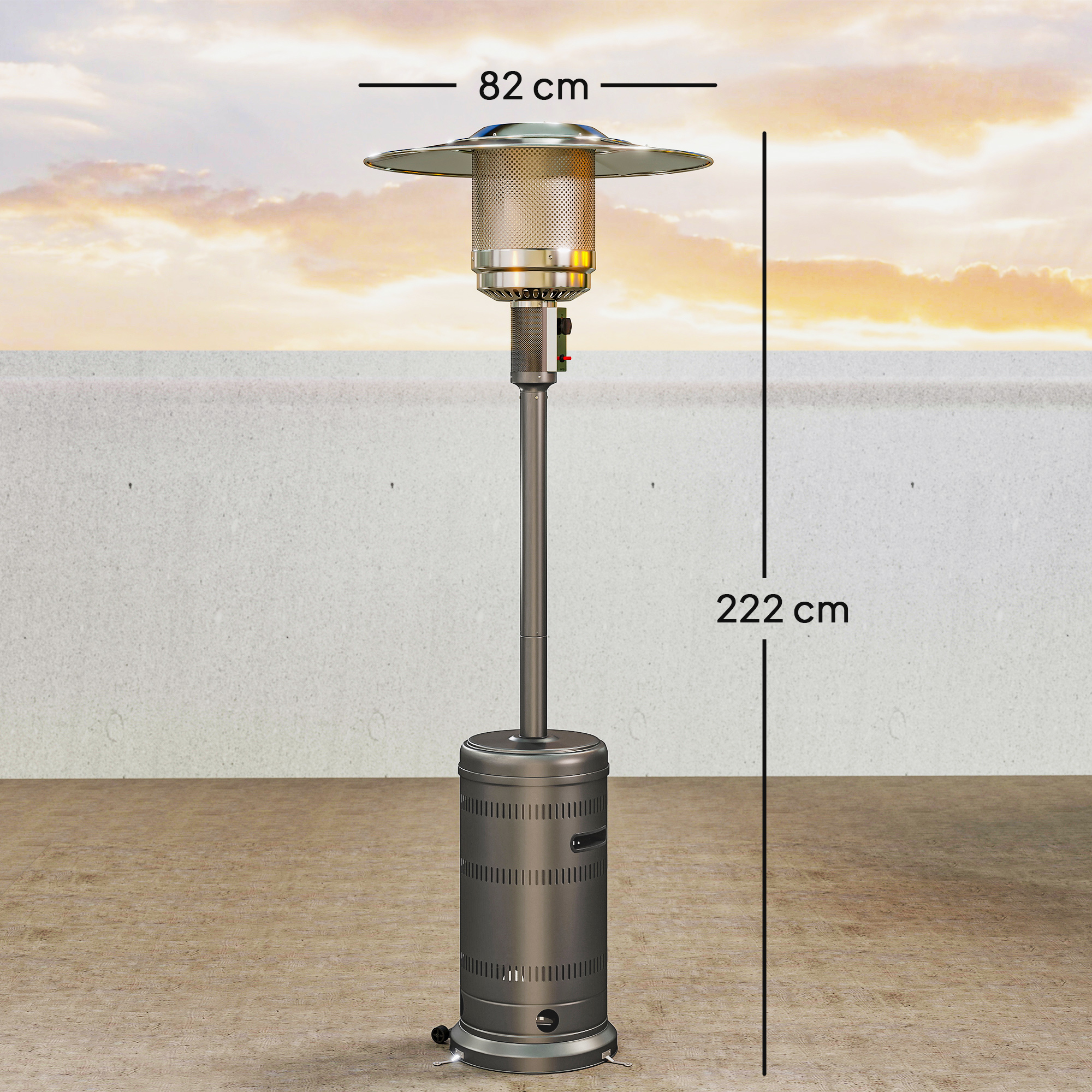 Una estufa de patio plateada en un balcón, con dimensiones indicadas de 82 cm de ancho y 222 cm de alto.