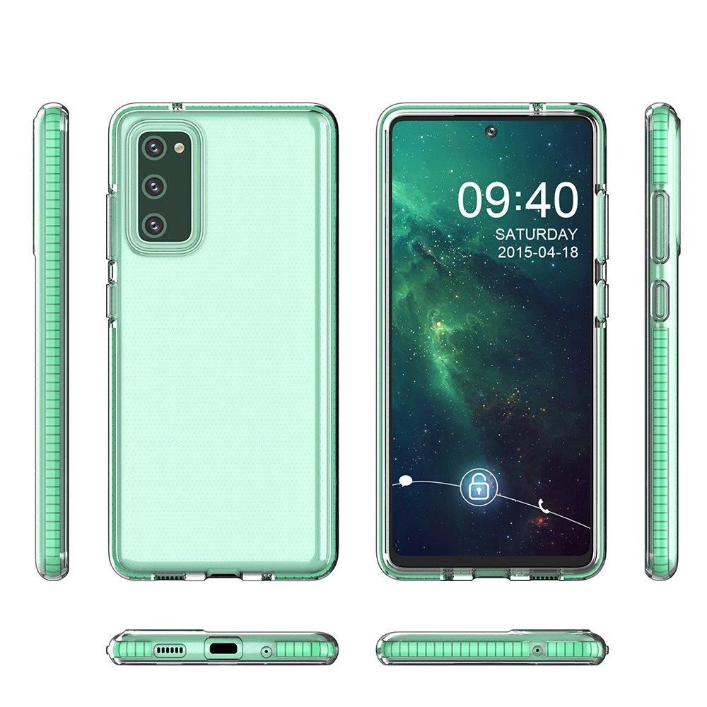 Diverse viste di una custodia per smartphone verde chiaro, che mostra un telefono con uno sfondo cosmico.