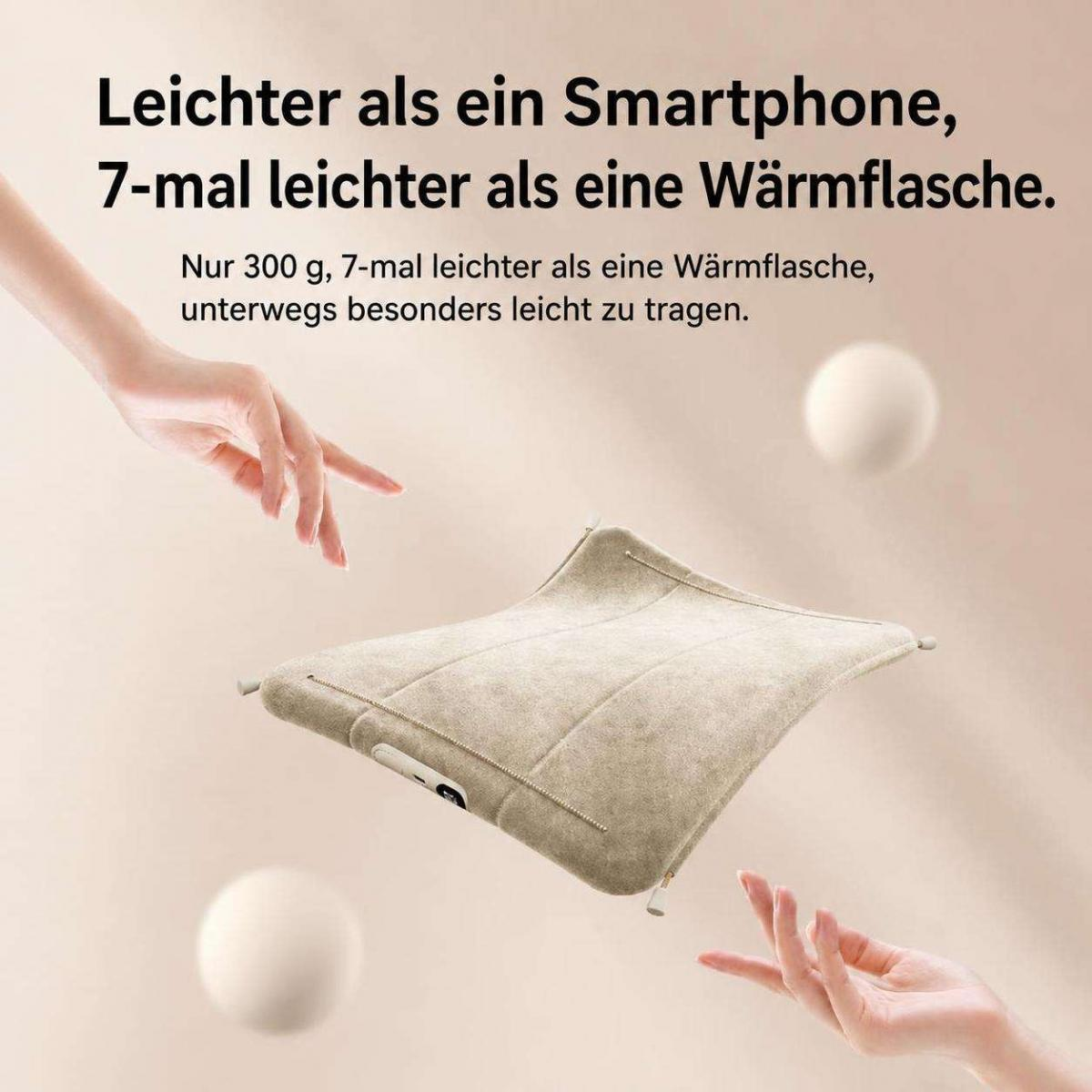 Ein leichtes Kissen schwebt zwischen Händen, mit deutschem Text oben.