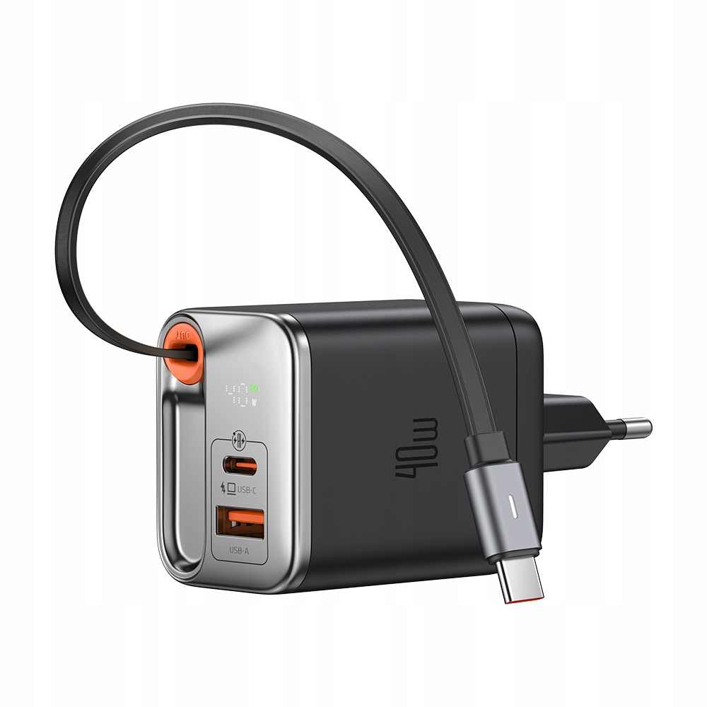 Bağlı bir USB-C kablosu ve birden fazla bağlantı noktasına sahip siyah 40W duvar şarj cihazı.