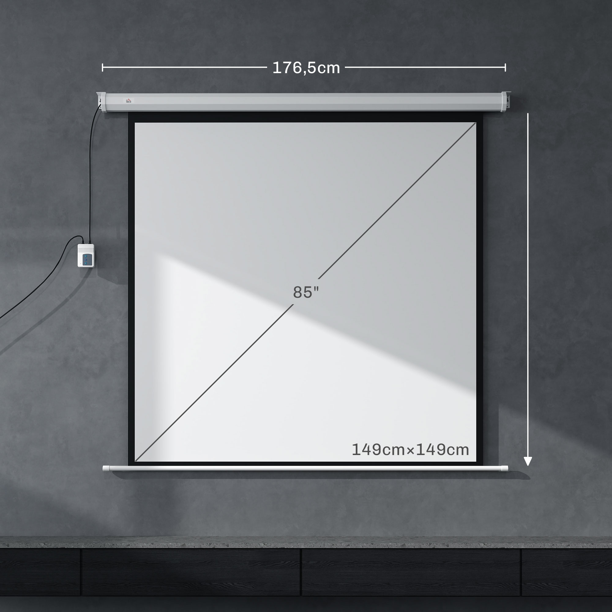 Una pantalla de proyector blanca en una pared gris con indicadores de dimensiones.