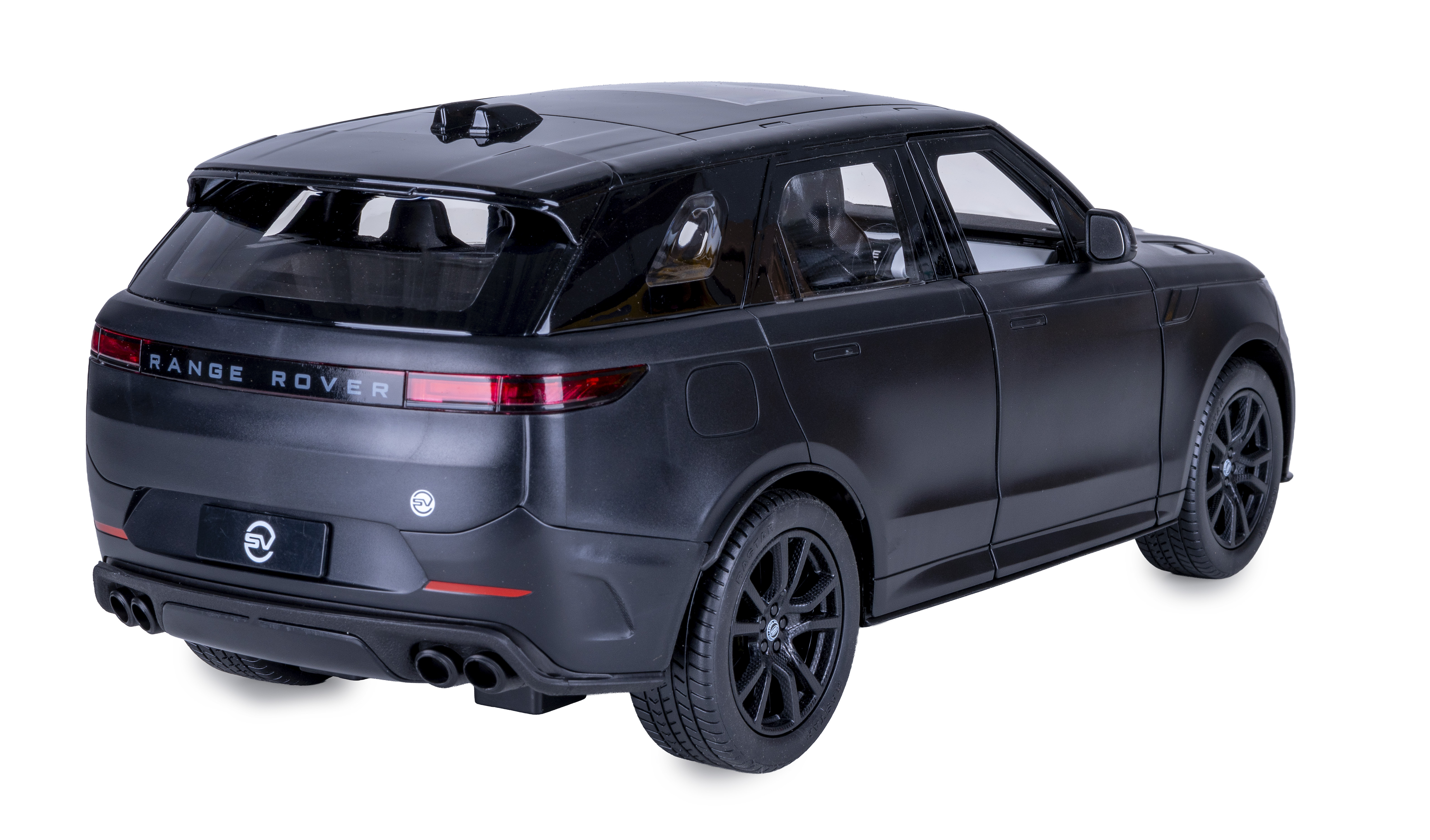 Ein schwarzes Range Rover Spielzeugauto von schräg hinten, mit schwarzen Felgen und matter Karosserie.