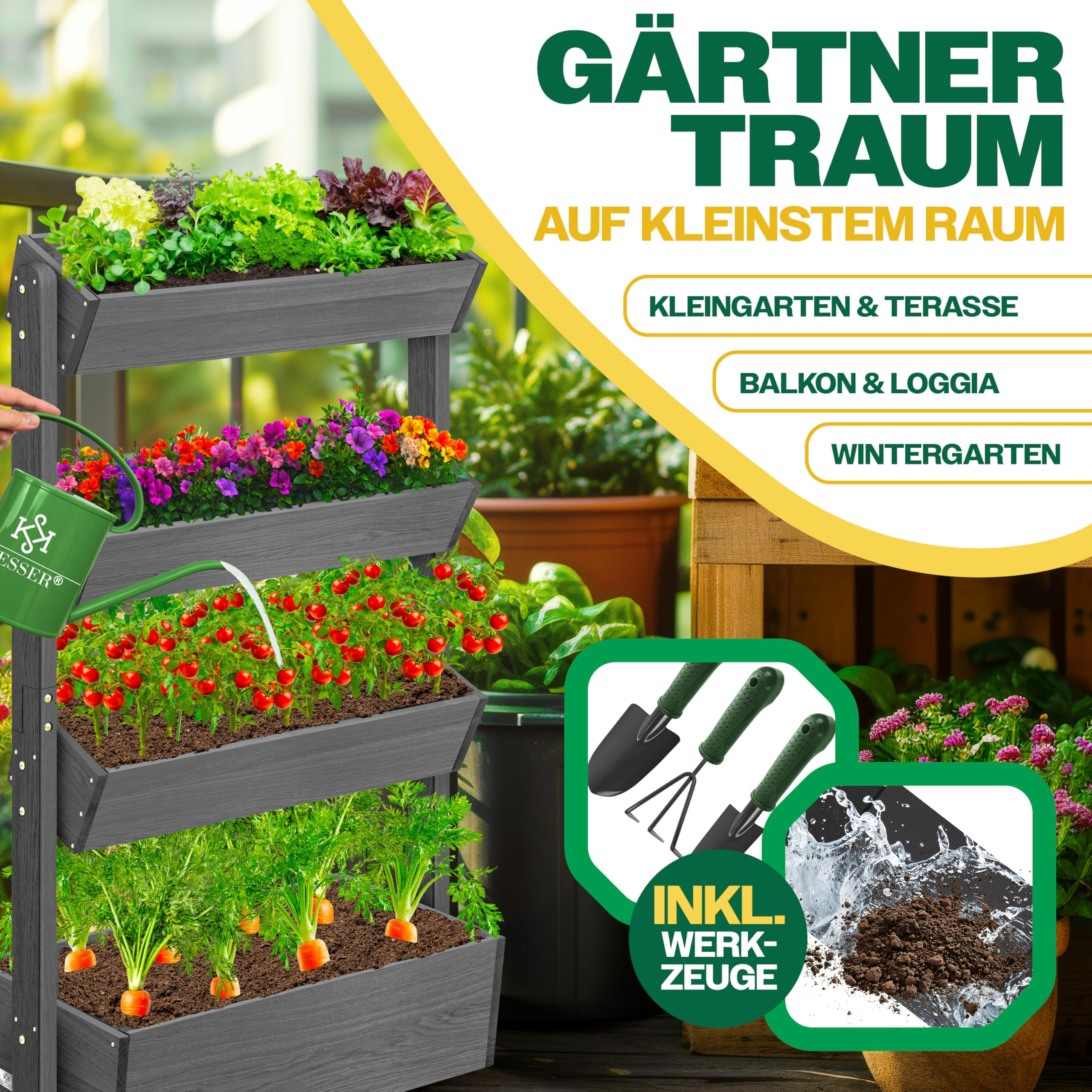 Une jardinière verticale en bois gris à quatre niveaux avec de la salade, des fleurs, des tomates et des carottes.