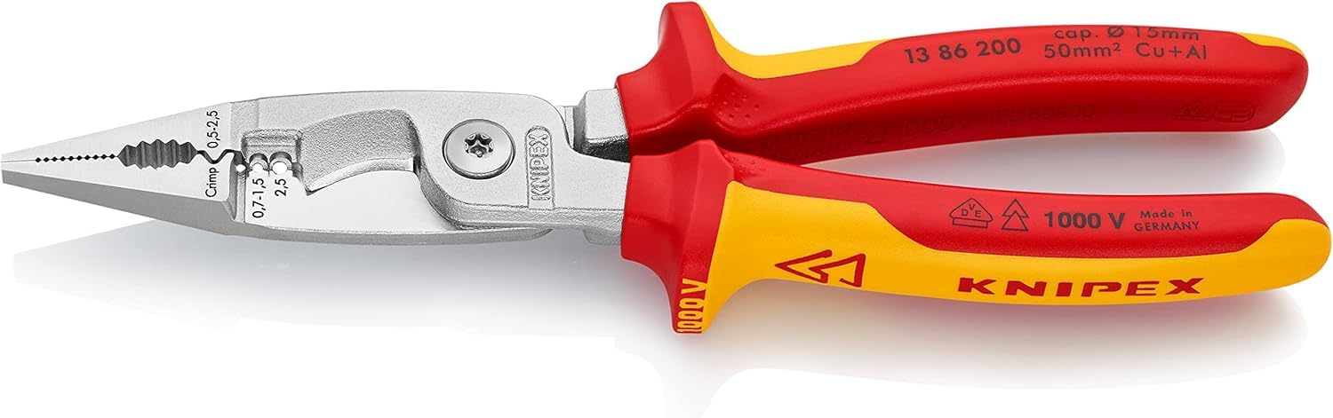 Beyaz zemin üzerinde kırmızı ve sarı saplı yalıtımlı Knipex montaj pensesi.