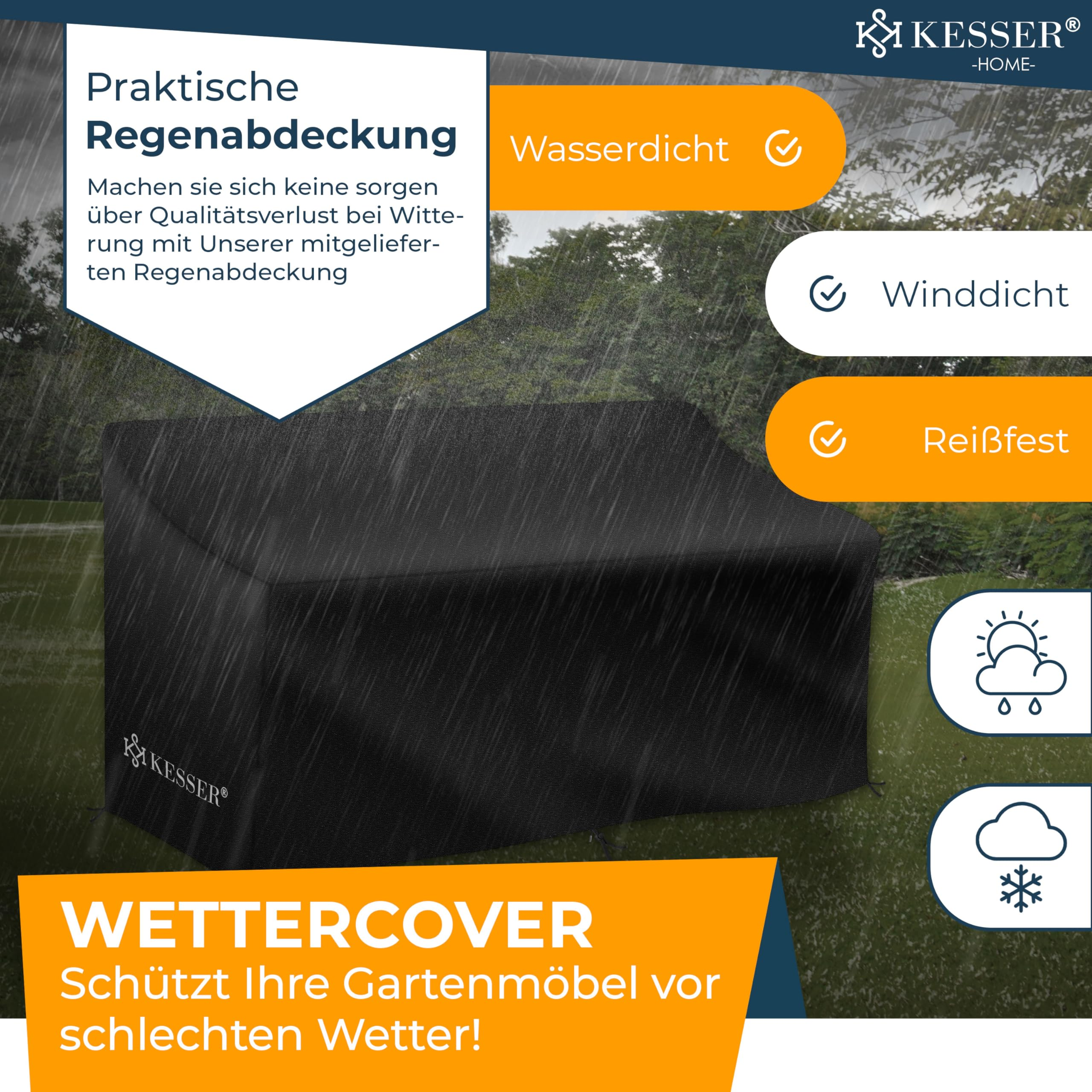 Eine schwarze Kesser Abdeckhaube schützt Gartenmöbel draußen vor Regen.