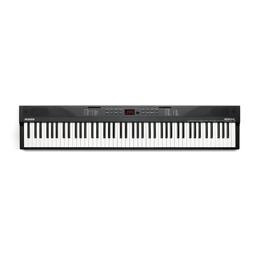 Ein schwarzes Alesis Recital Digitalpiano mit 88 Tasten und rotem LED-Bildschirm auf weißem Hintergrund.