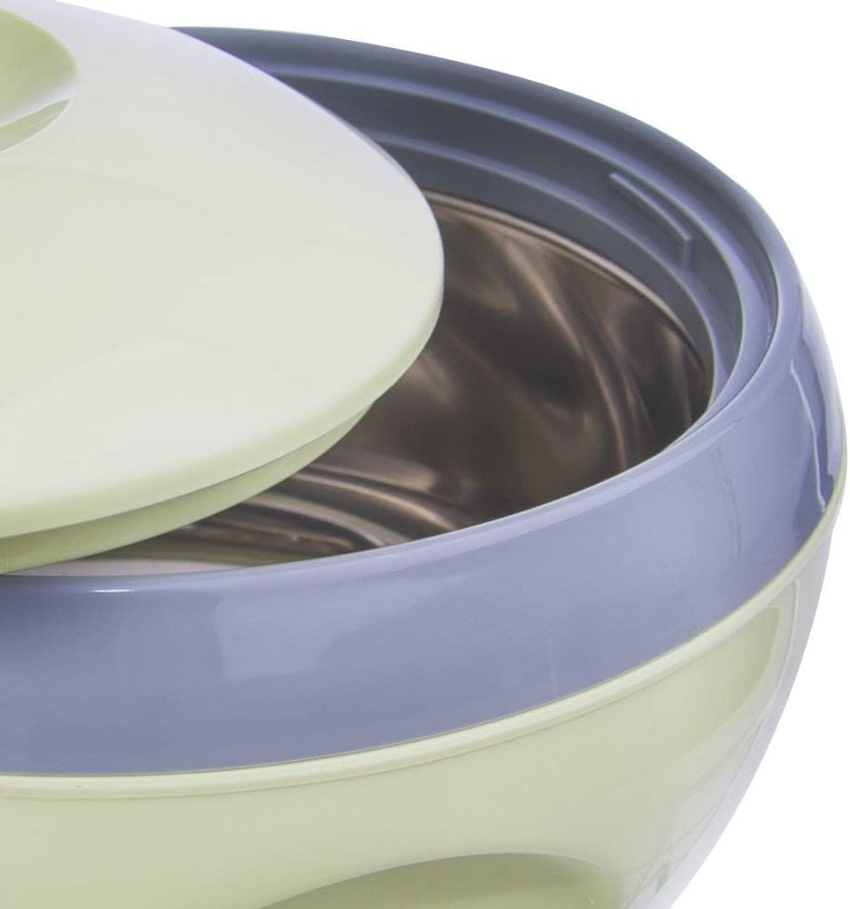 Un contenitore termico aperto verde chiaro con bordo grigio e interno in metallo lucido.