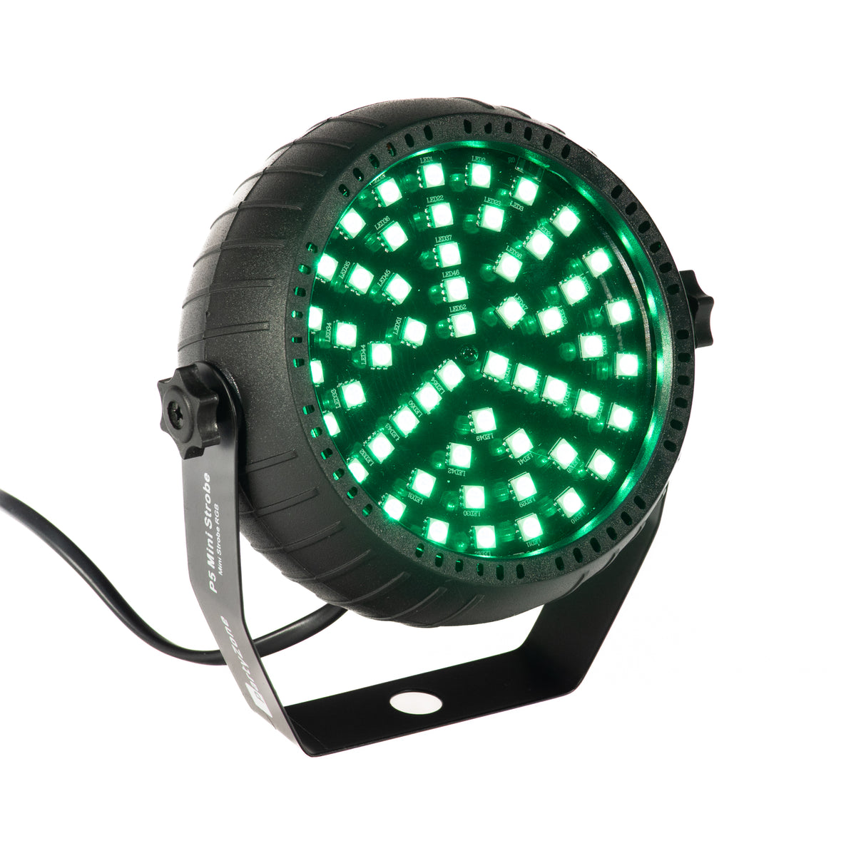 Ein schwarzes Mini-LED-Stroboskop leuchtet grün auf einer Metallhalterung vor weißem Hintergrund.