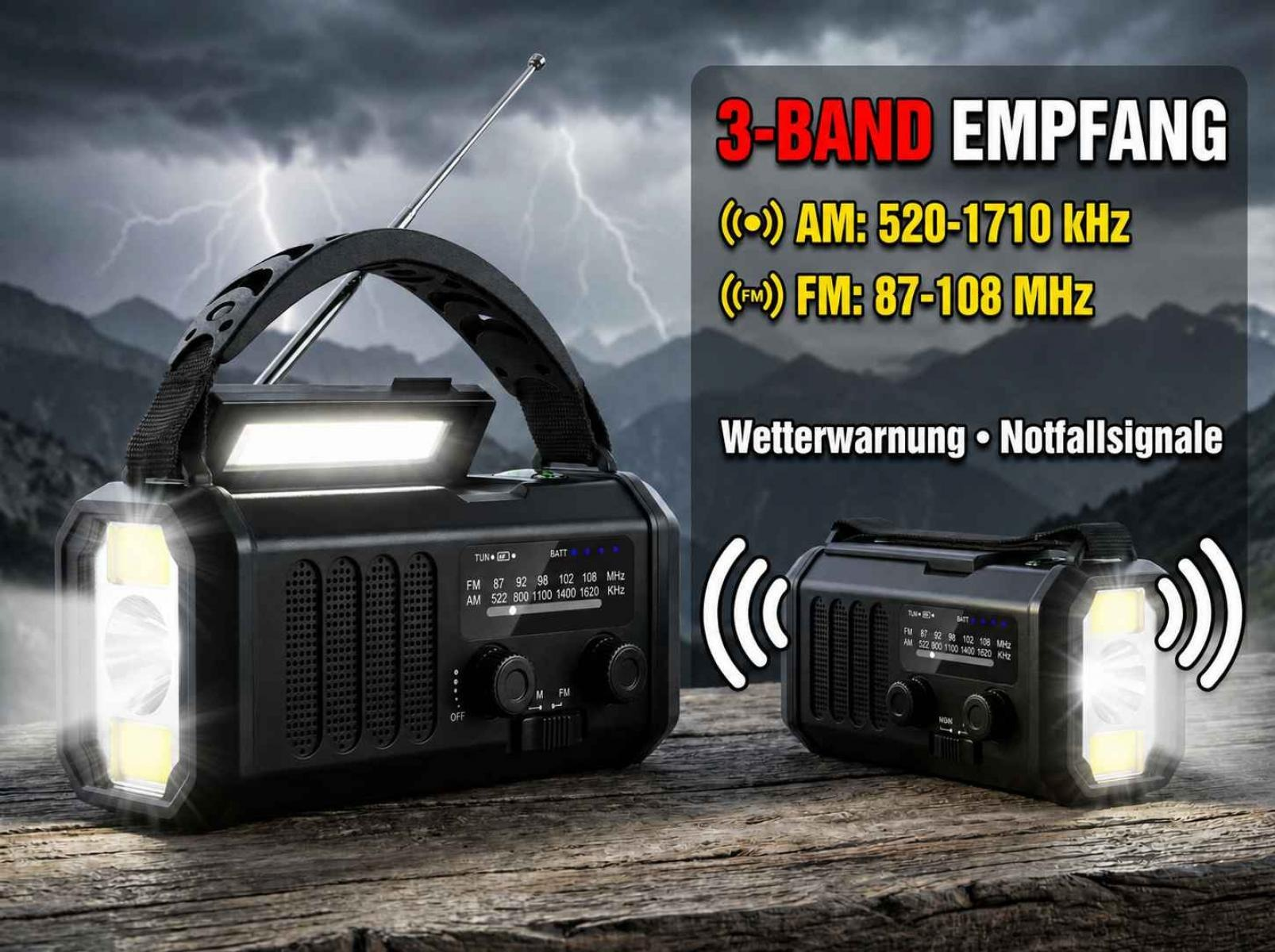 Schwarzes Notfallradio mit LED-Licht und Antenne vor stürmischer Berglandschaft.
