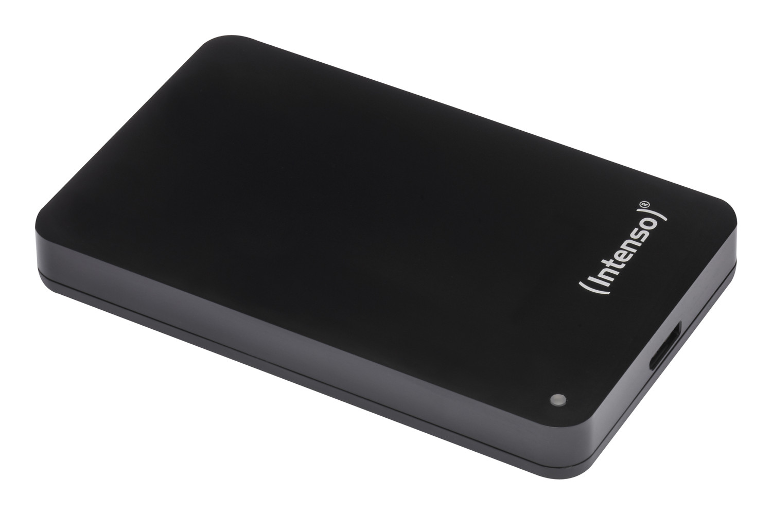 Un disco duro externo Intenso negro mostrado de forma aislada sobre fondo blanco.