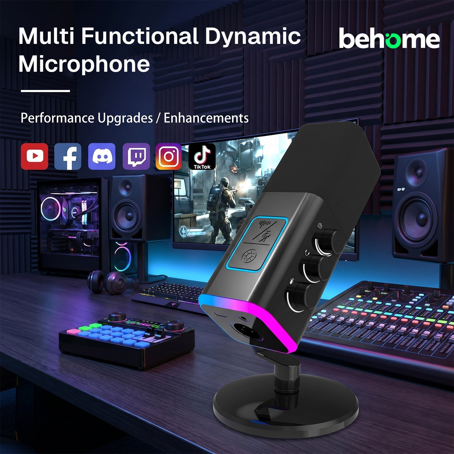 Ein schwarzes dynamisches Mikrofon mit RGB-Beleuchtung auf einem Schreibtisch in einem Gaming-Setup.