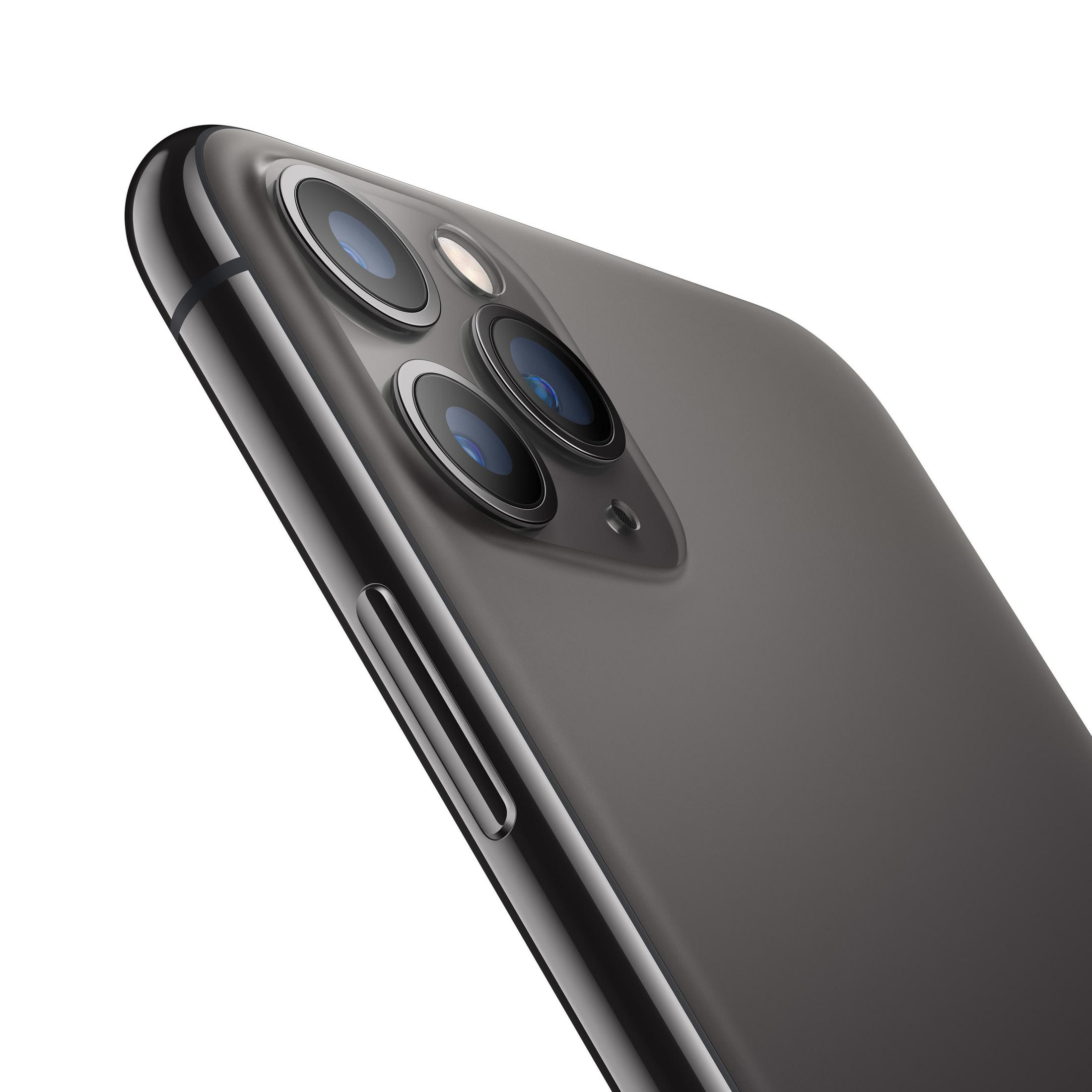 Primo piano della parte posteriore dello smartphone grigio con tre obiettivi e il pulsante di accensione.