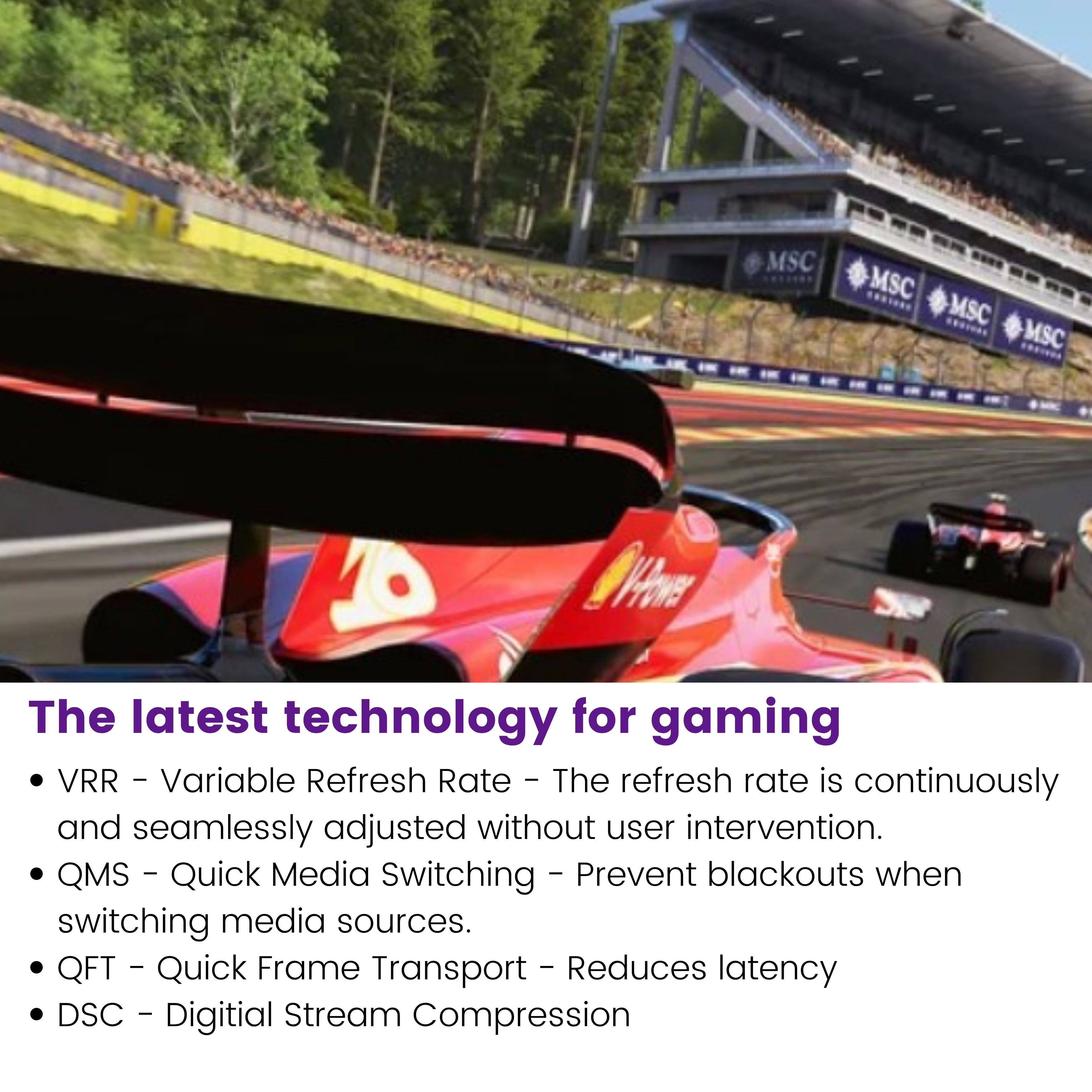 Une voiture de course rouge de Formule 1 roule sur une piste avec des tribunes.
