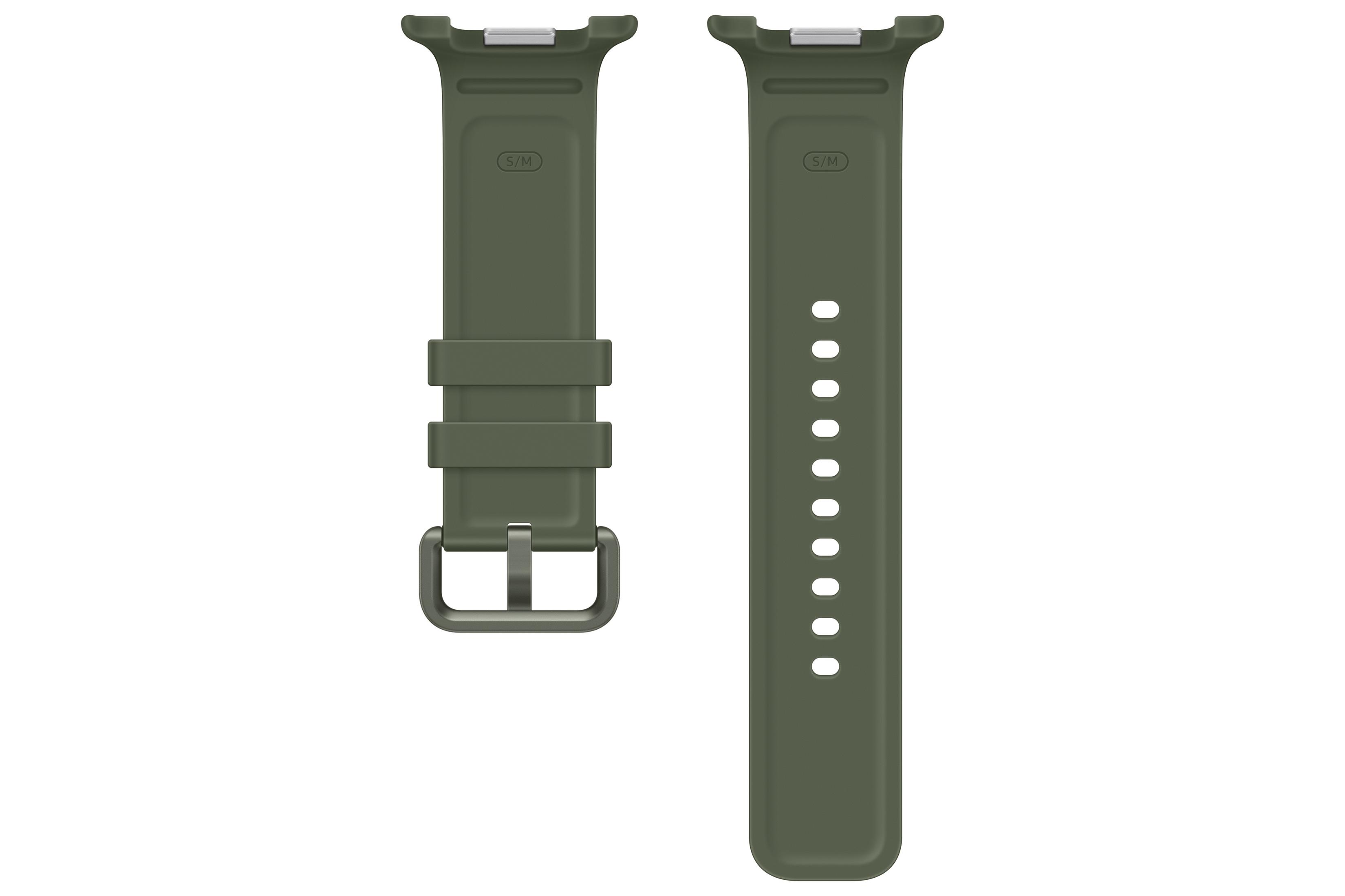 Due cinturini per orologio in silicone verde su sfondo bianco, uno con fibbia e passanti, l'altro con fori.
