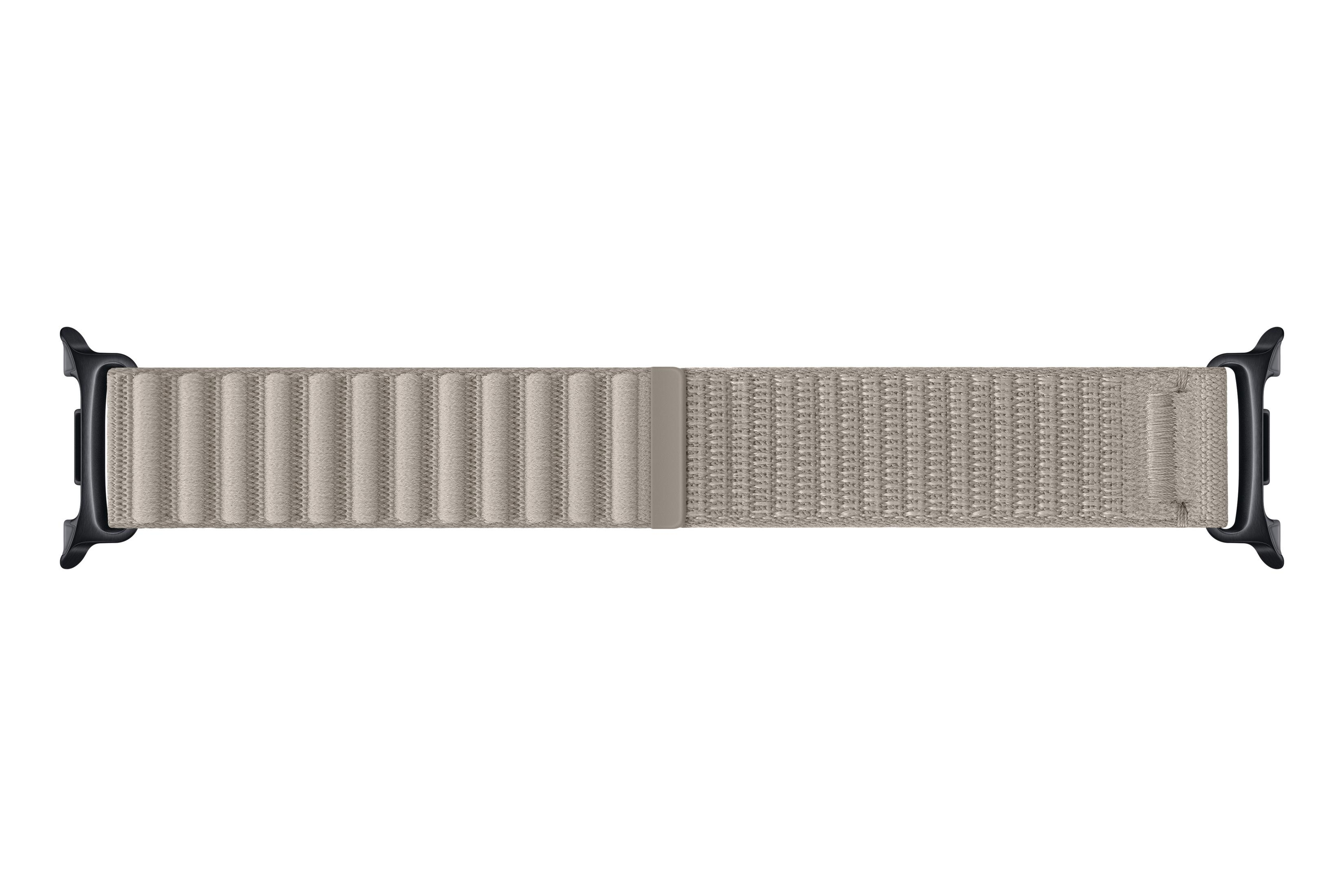 Correa de reloj de tela beige con adaptadores de metal negro sobre fondo blanco.
