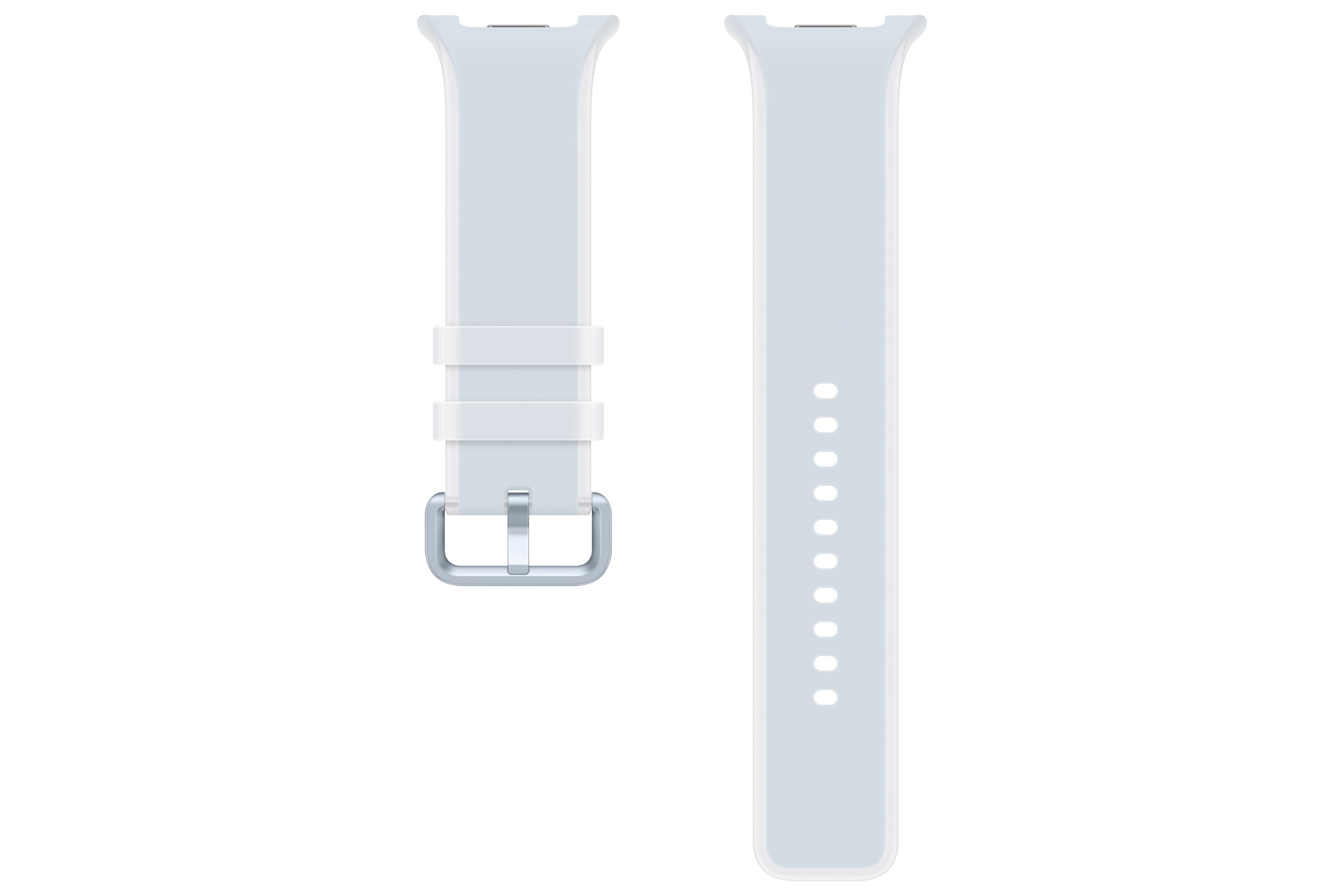 Un cinturino per orologio in silicone bianco con fibbia argentata su fondo bianco.