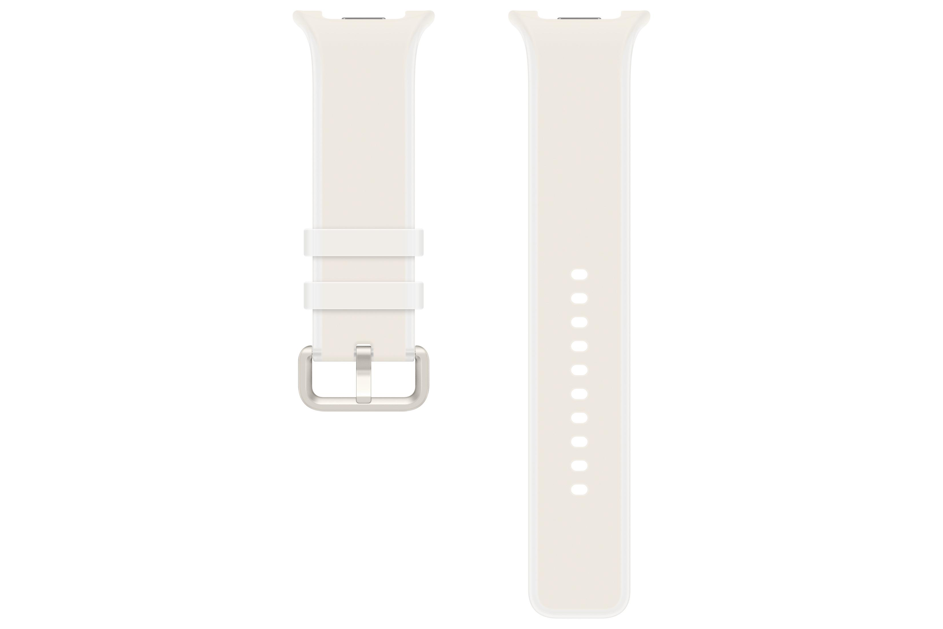 Cinturino per orologio beige con fibbia argentata e fori.