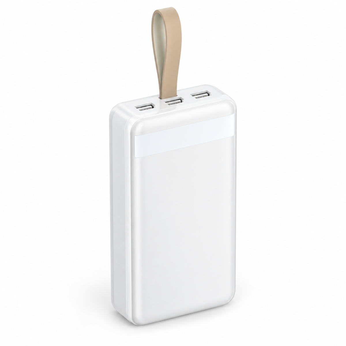Eine weiße Powerbank mit beige Lederschlaufe und drei USB-Anschlüssen oben vor weißem Hintergrund.