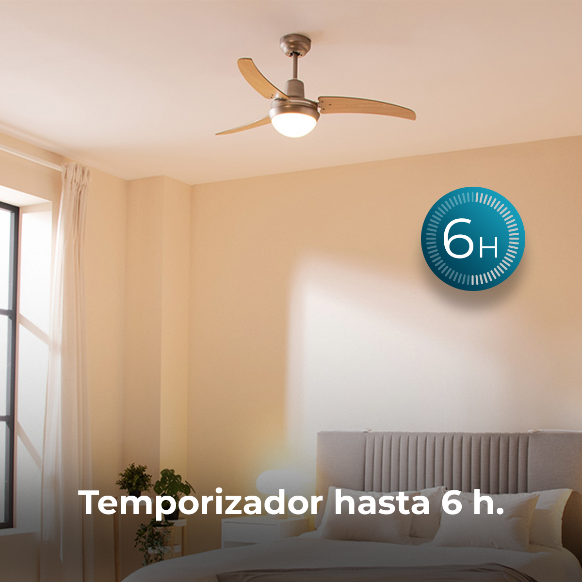 Ventilador de techo moderno con luz en un dormitorio acogedor con cama y texto.