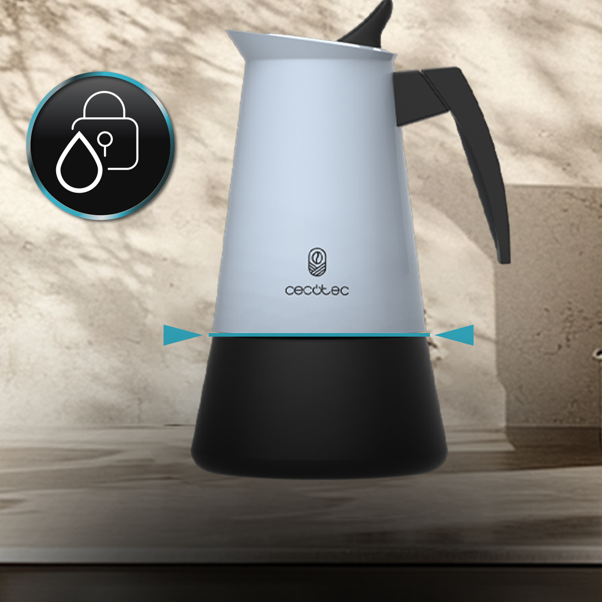 Una caffettiera Cecotec con un'icona di lucchetto impermeabile.