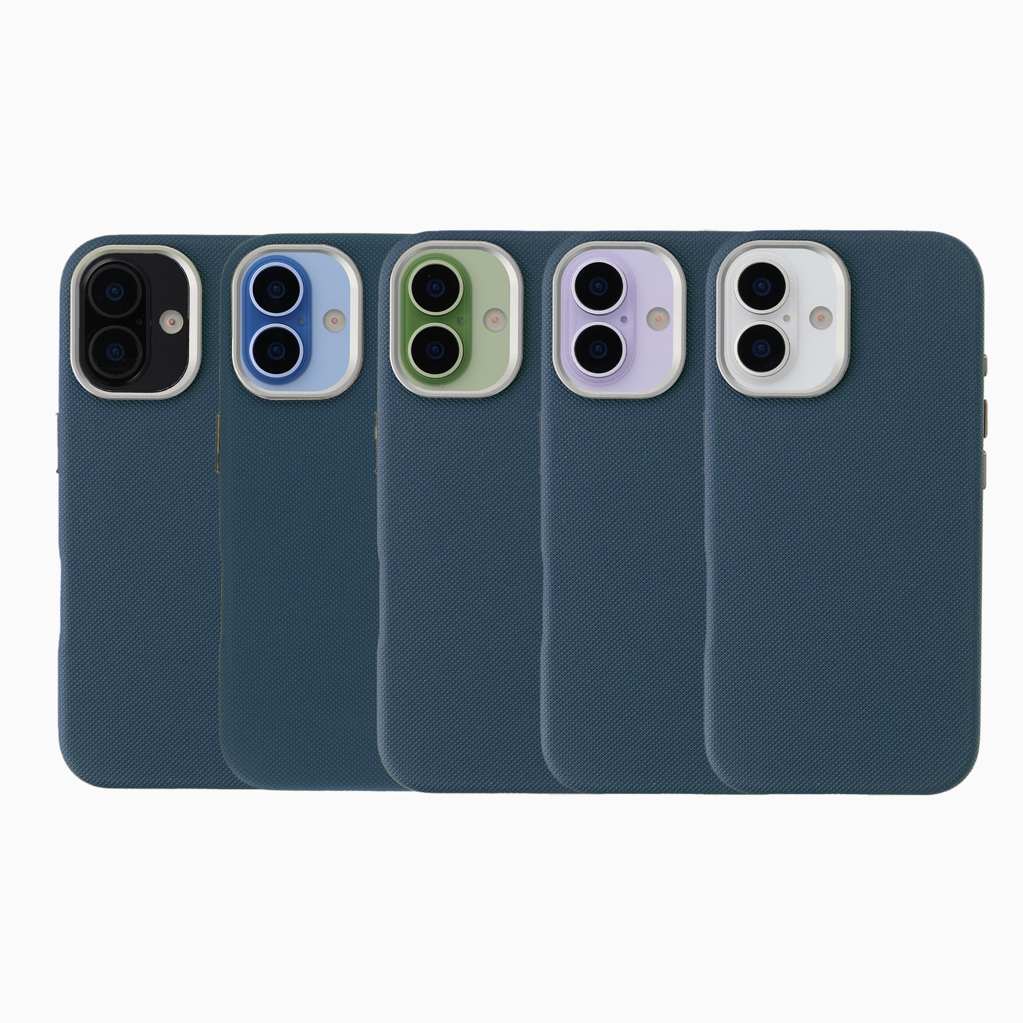 Cinque cover per telefono blu con bordi della fotocamera di diversi colori.