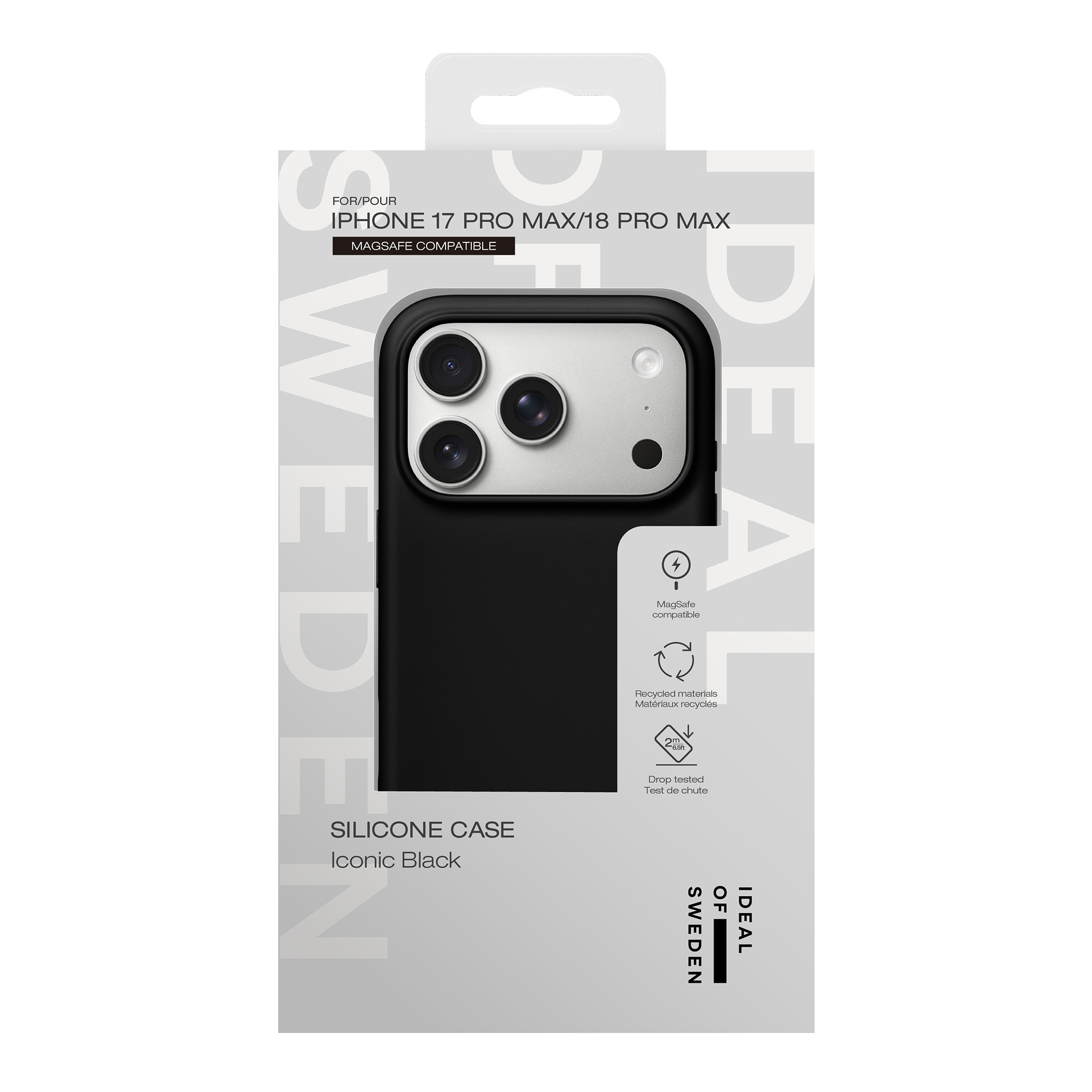 Een zwarte siliconen iPhone 17 Pro Max hoesje in verpakking, met MagSafe- en valtesticonen.