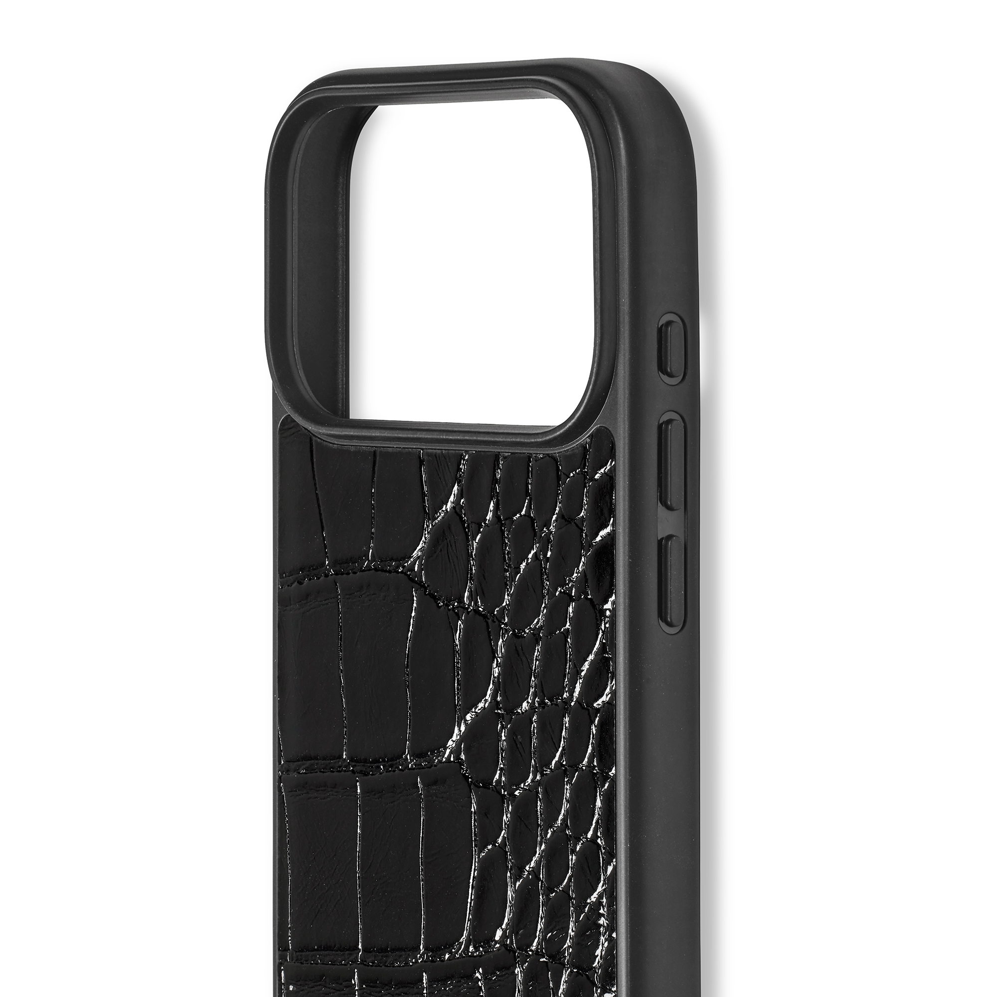 Una custodia per telefono nera con texture in pelle di coccodrillo sul retro e pulsanti laterali su sfondo bianco.