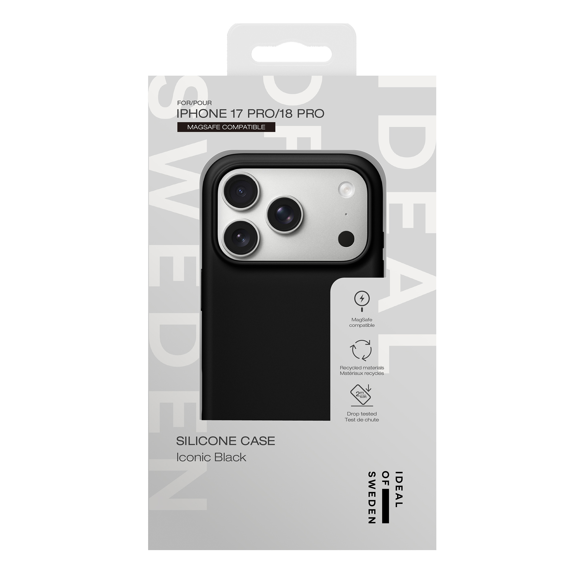 Emballage pour une coque en silicone noire pour iPhone Iconic Black avec découpes pour appareil photo.