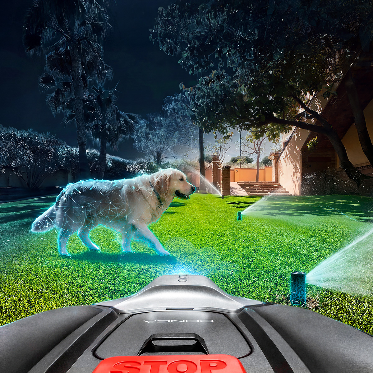 Un cortacésped robot mira a un golden retriever en un jardín por noche mientras los aspersores riegan el césped.