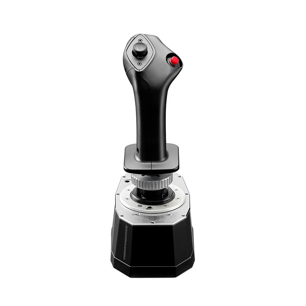 Un joystick de simulation de vol noir avec des pièces métalliques et un bouton rouge sur fond blanc.