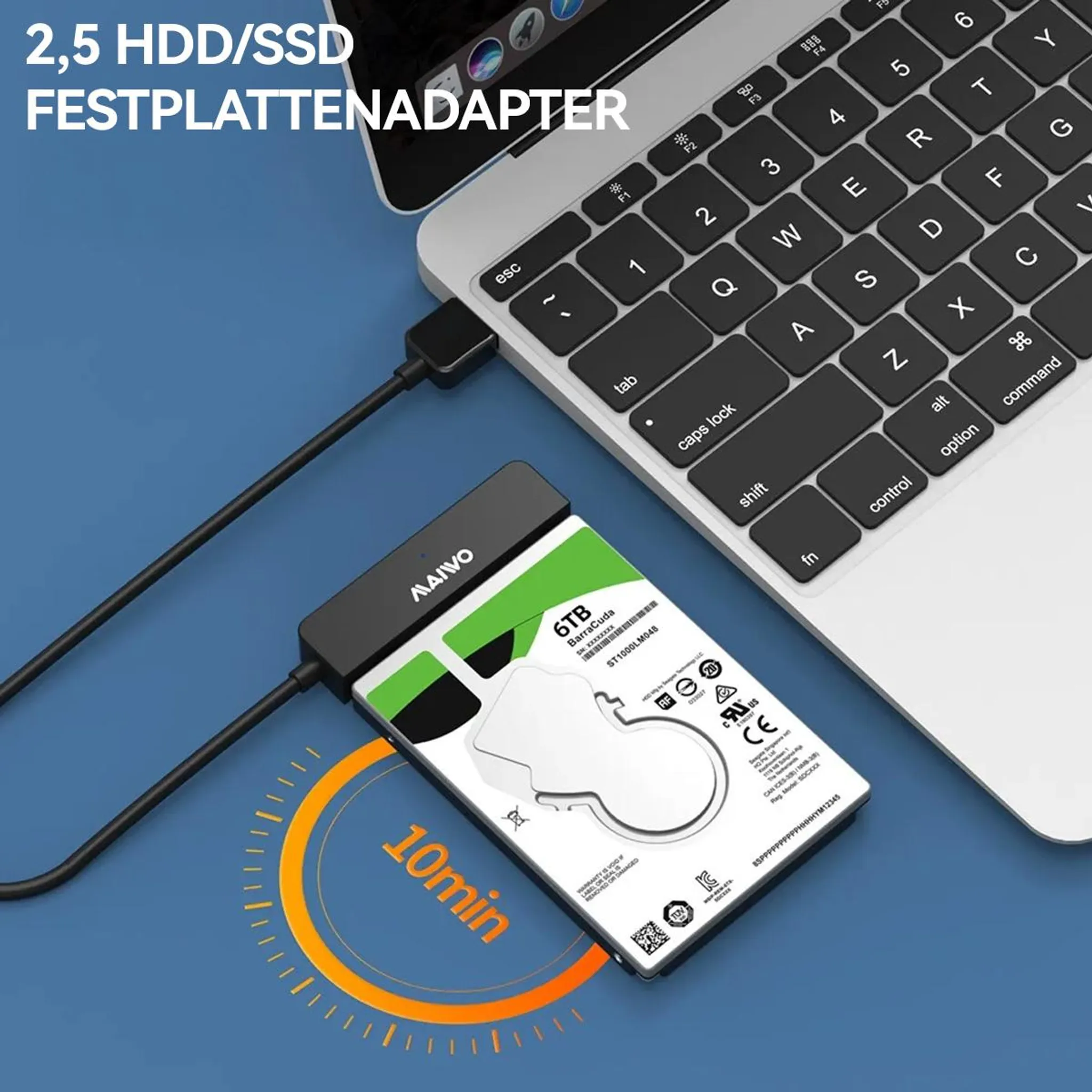 Ein 2,5-Zoll-Festplattenadapter verbindet eine SSD mit einem Laptop.