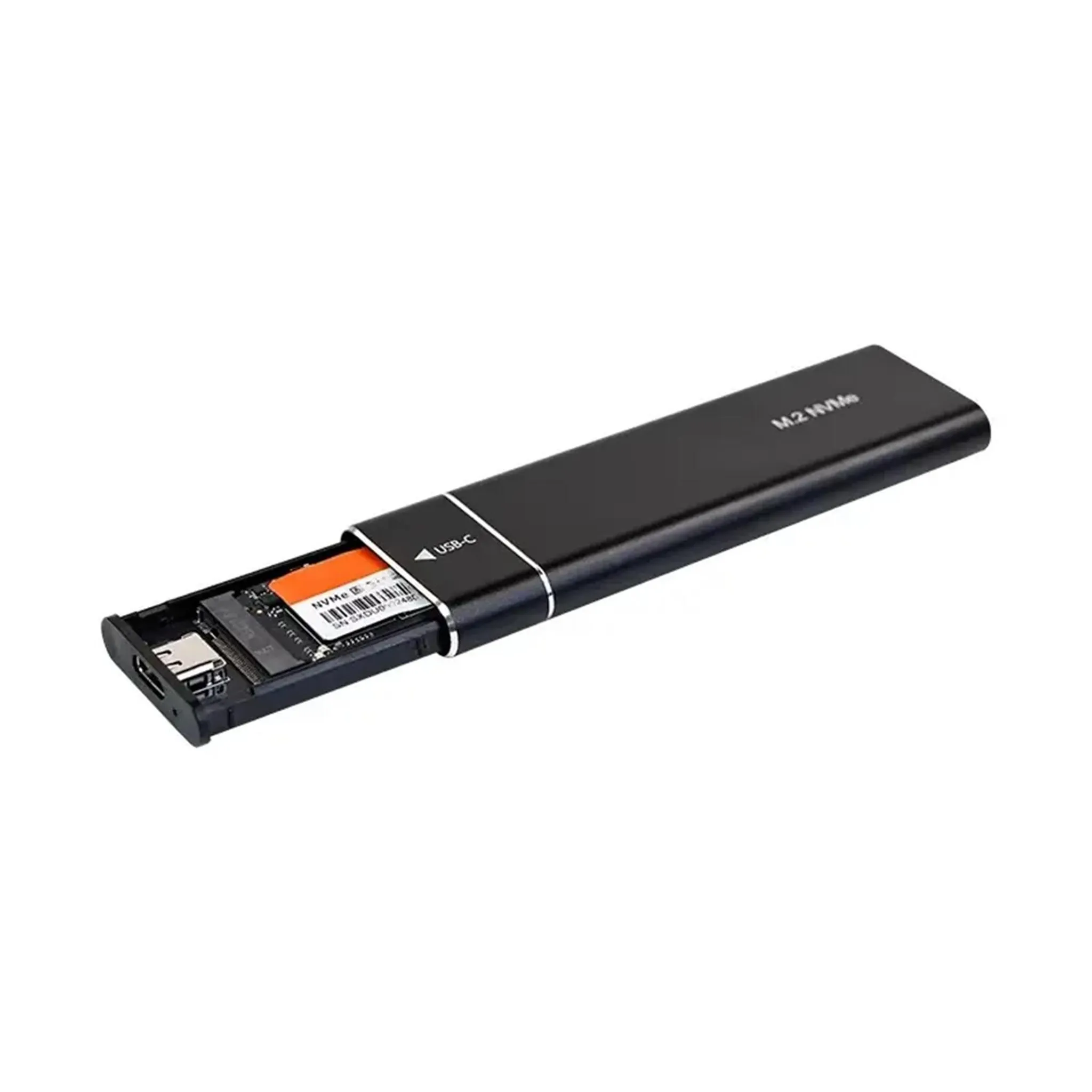 Ein schwarzes M.2 NVMe SSD-Gehäuse mit halb herausgezogener Schublade und sichtbarem SSD-Chip.