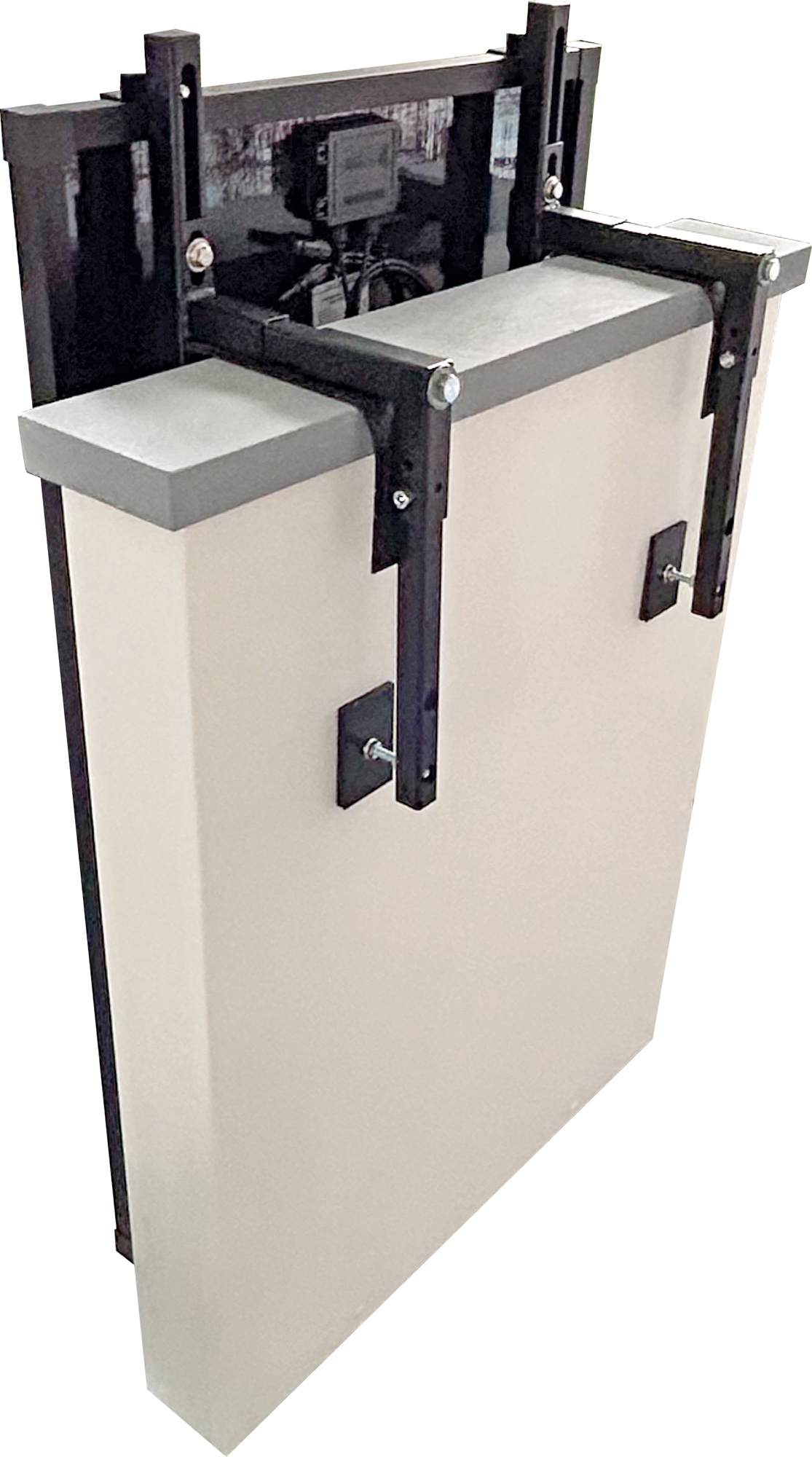 Eine beige wandmontierte Displayeinheit hat schwarze Metallmontagehalterungen auf der Vorder- und Rückseite.