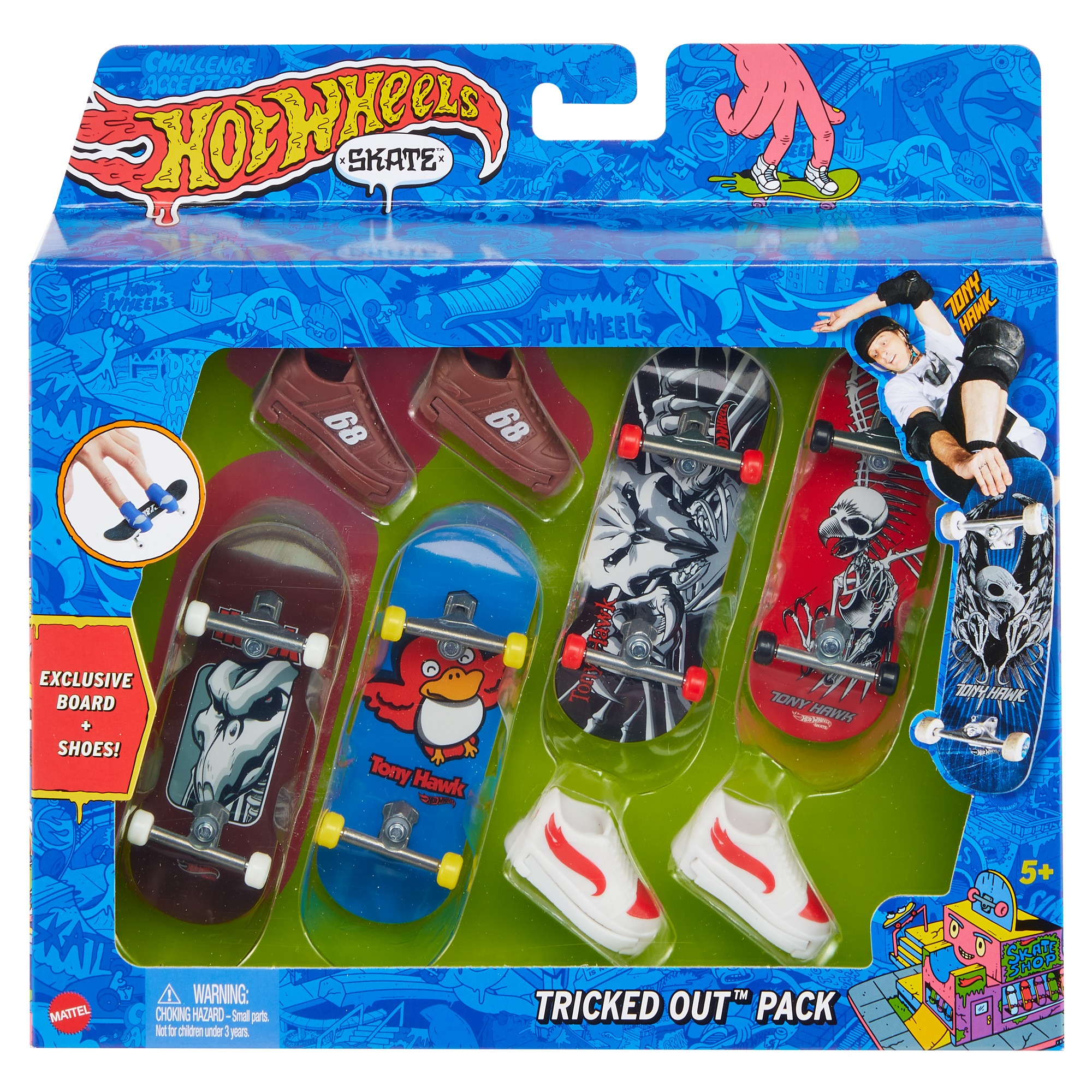 Hot Wheels Skate Tricked Out Pack con cuatro monopatines de dedos y dos pares de zapatos en embalaje azul.