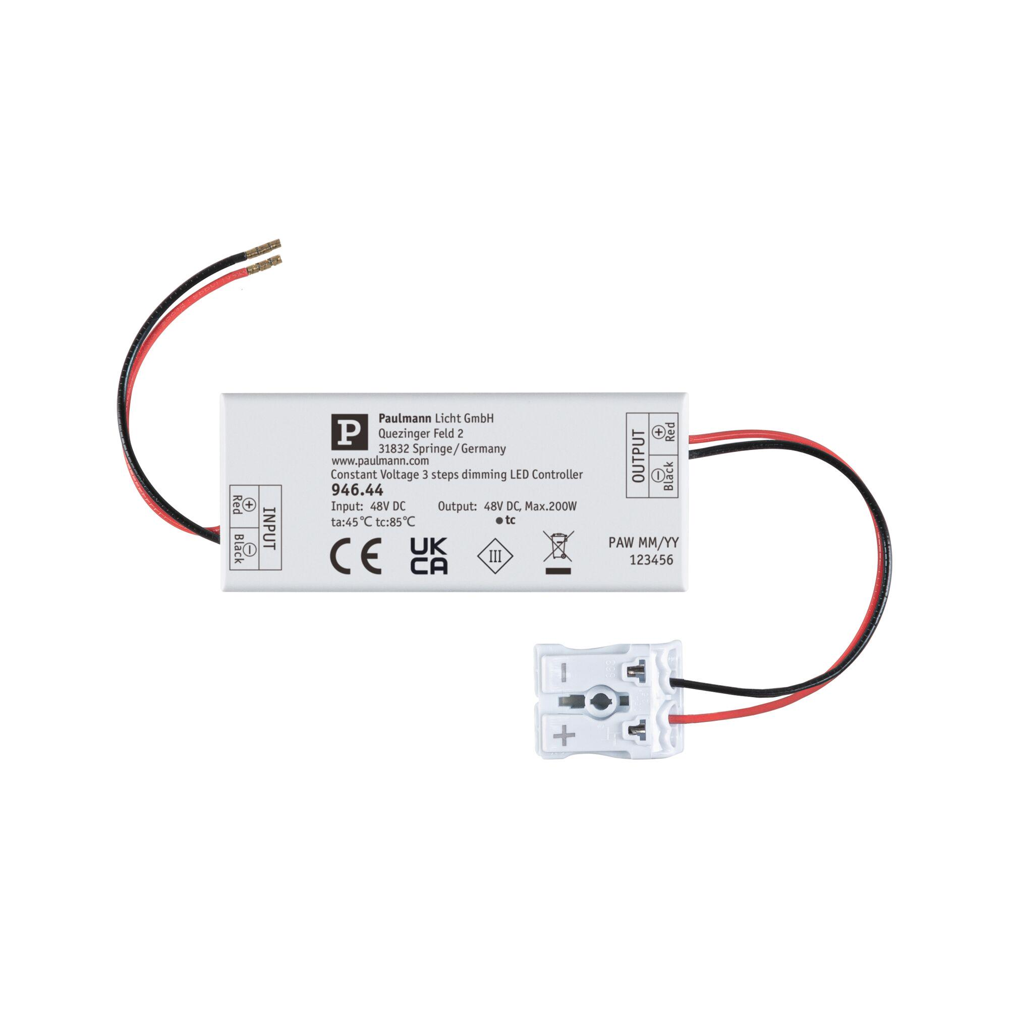 Controller LED Paulmann bianco con fili neri e rossi e connettori su sfondo bianco.