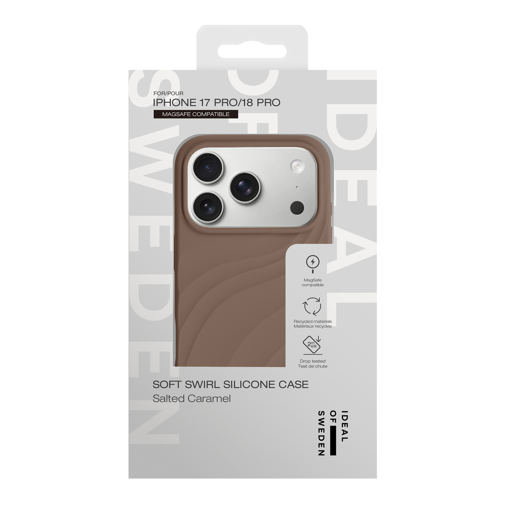 Een bruine iPhone 17 Pro/18 Pro siliconen hoesje in verpakking met tekst en iconen.