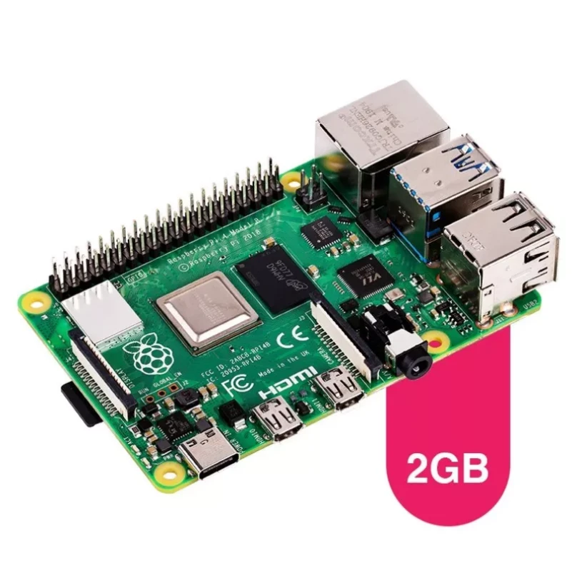 Raspberry Pi 4 Modello B con 2GB di RAM su sfondo bianco.