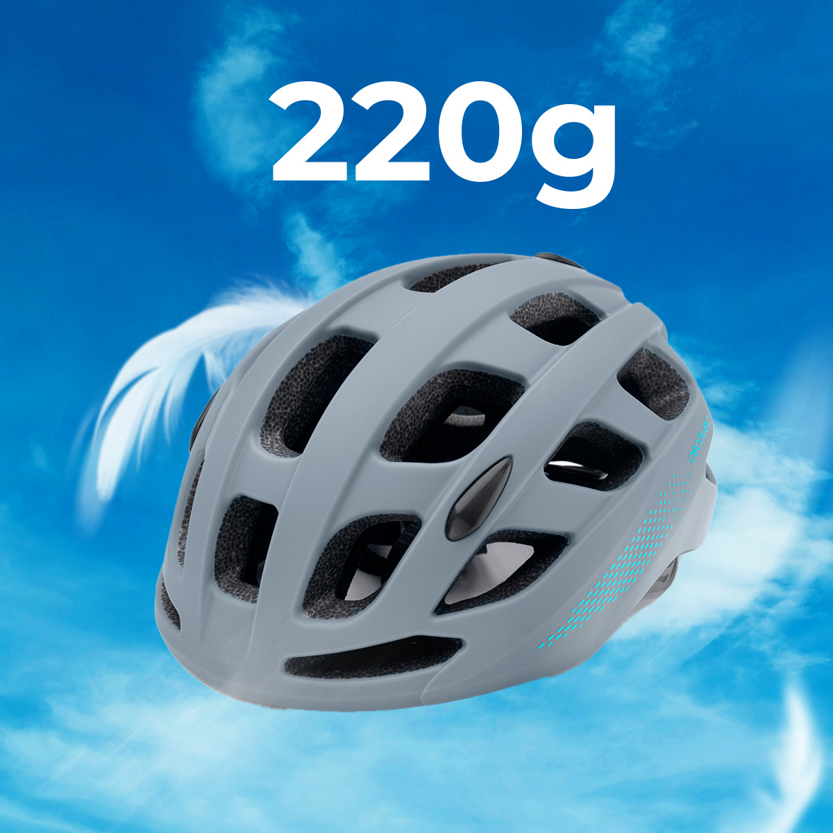 Casco de bicicleta gris sobre cielo azul con texto 220g.
