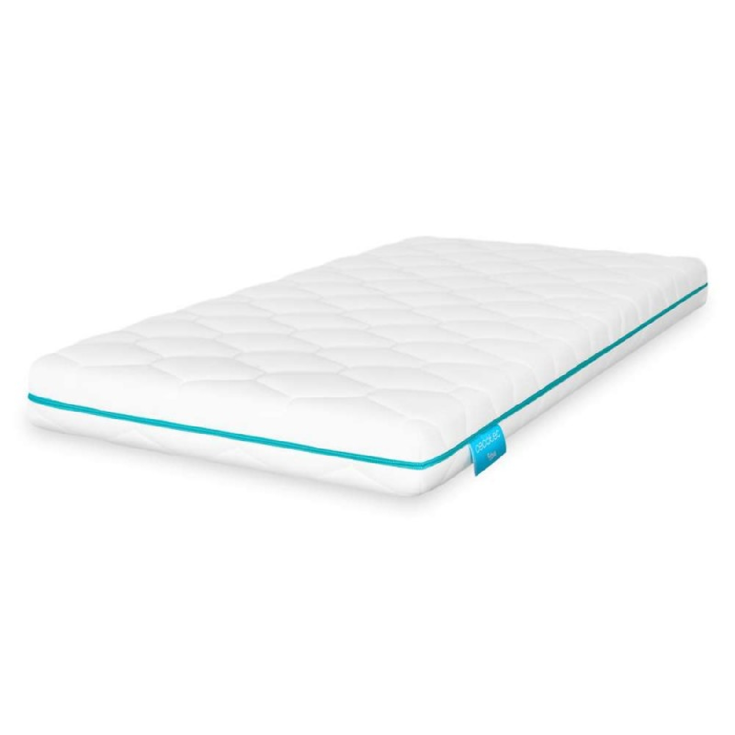 Un colchón blanco con superficie acolchada y ribete azul sobre fondo blanco.