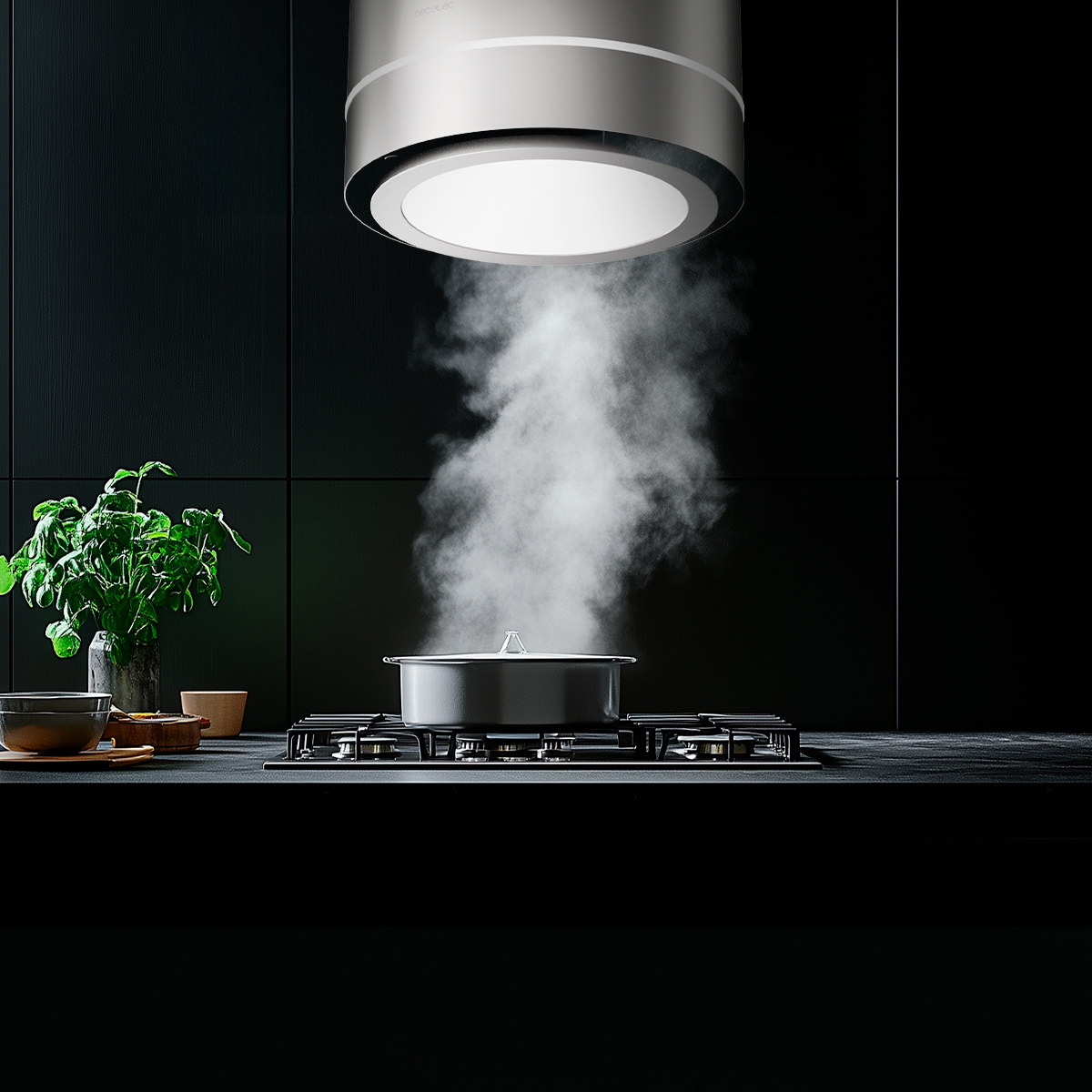 Una olla tapada en una estufa de gas emite vapor hacia arriba hacia una campana extractora moderna.