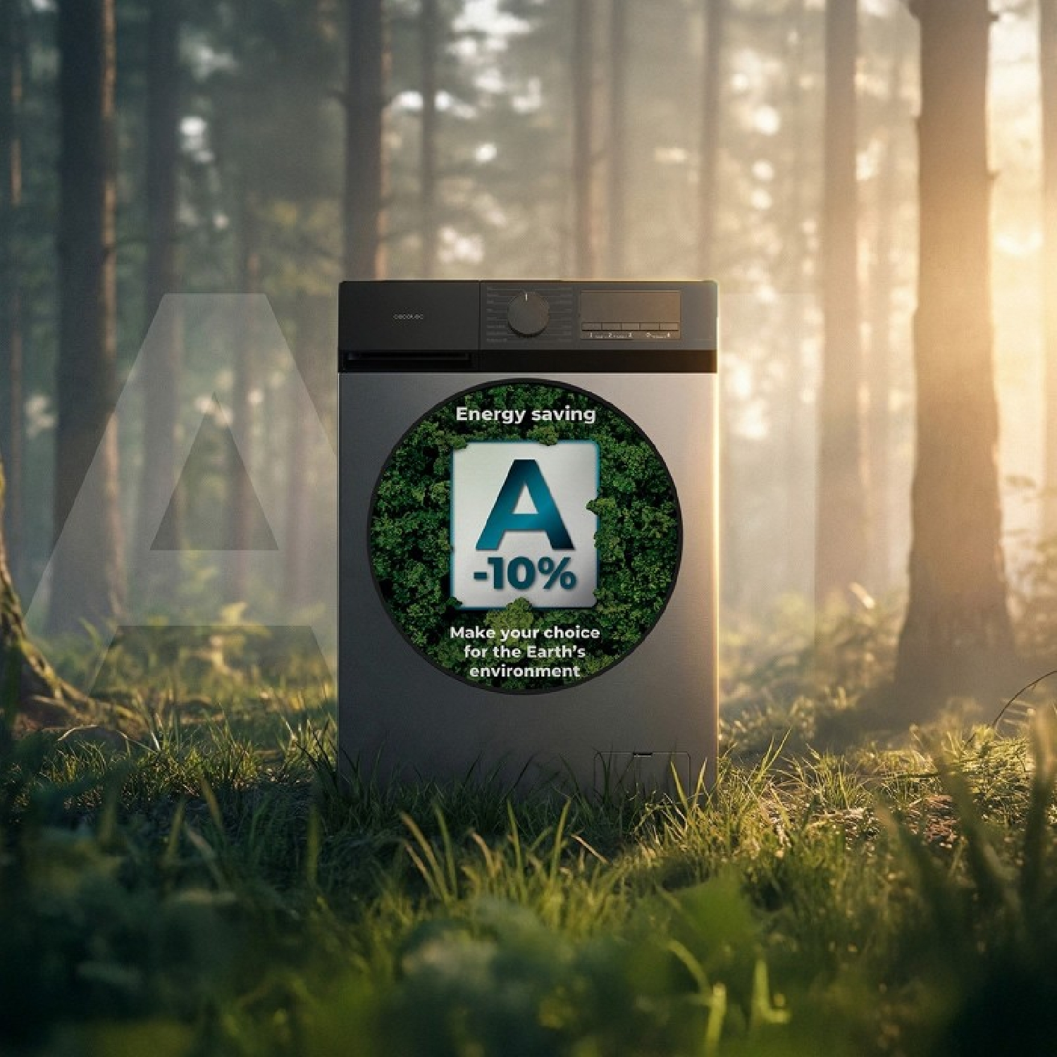 Una lavadora gris en un bosque soleado con etiqueta de clase energética A en la puerta.