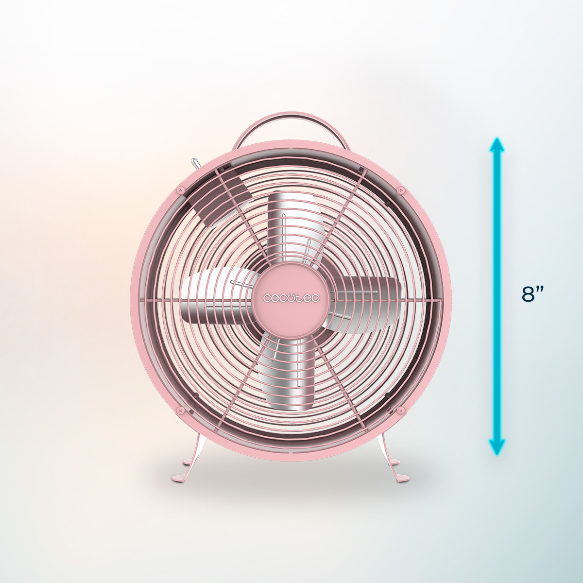 Un ventilatore da tavolo rosa rotondo con pale argento e indicatore di 8 pollici su sfondo chiaro.