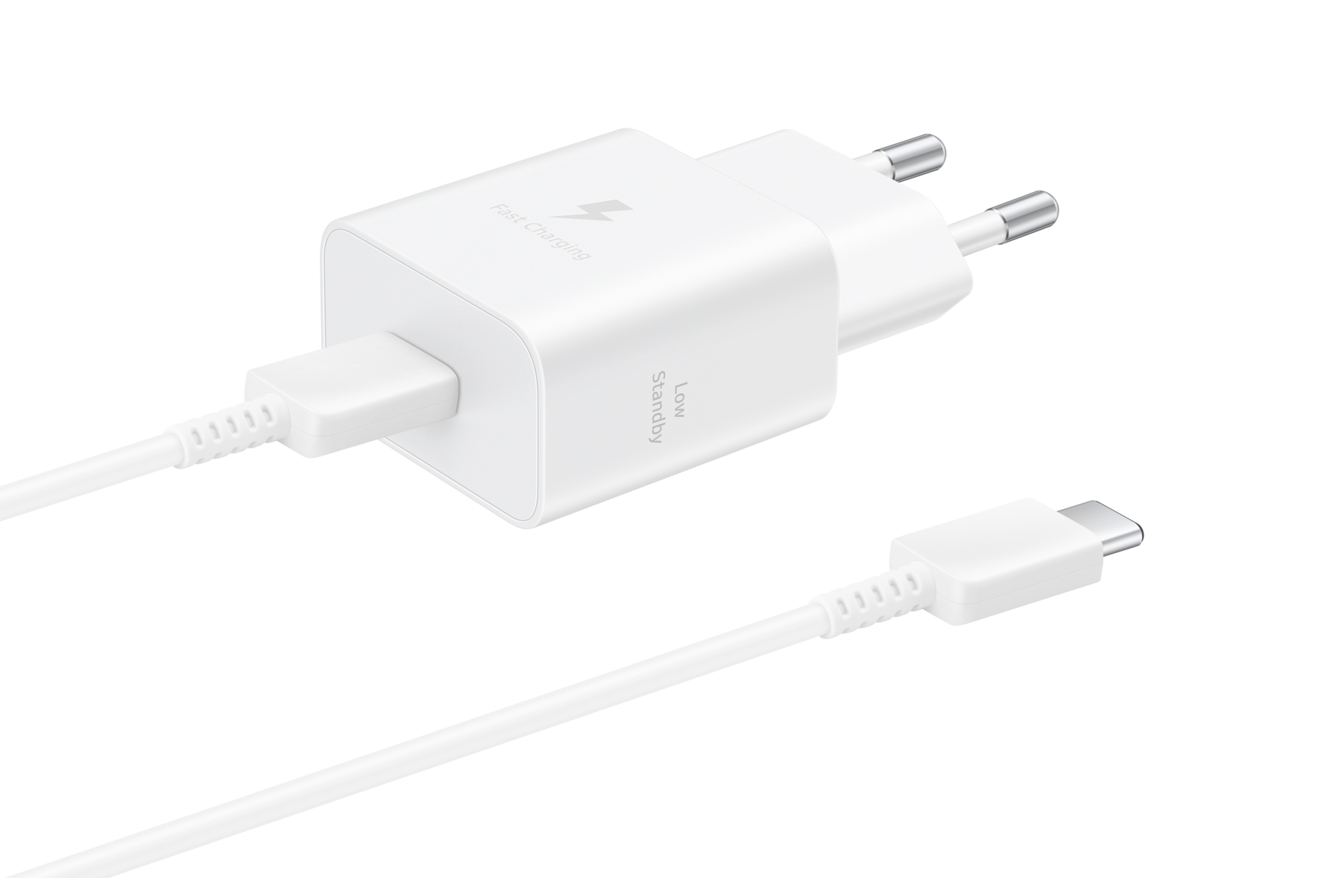 Un adaptador de pared blanco de carga rápida con un cable USB-C enchufado y un segundo cable Type-C en primer plano.