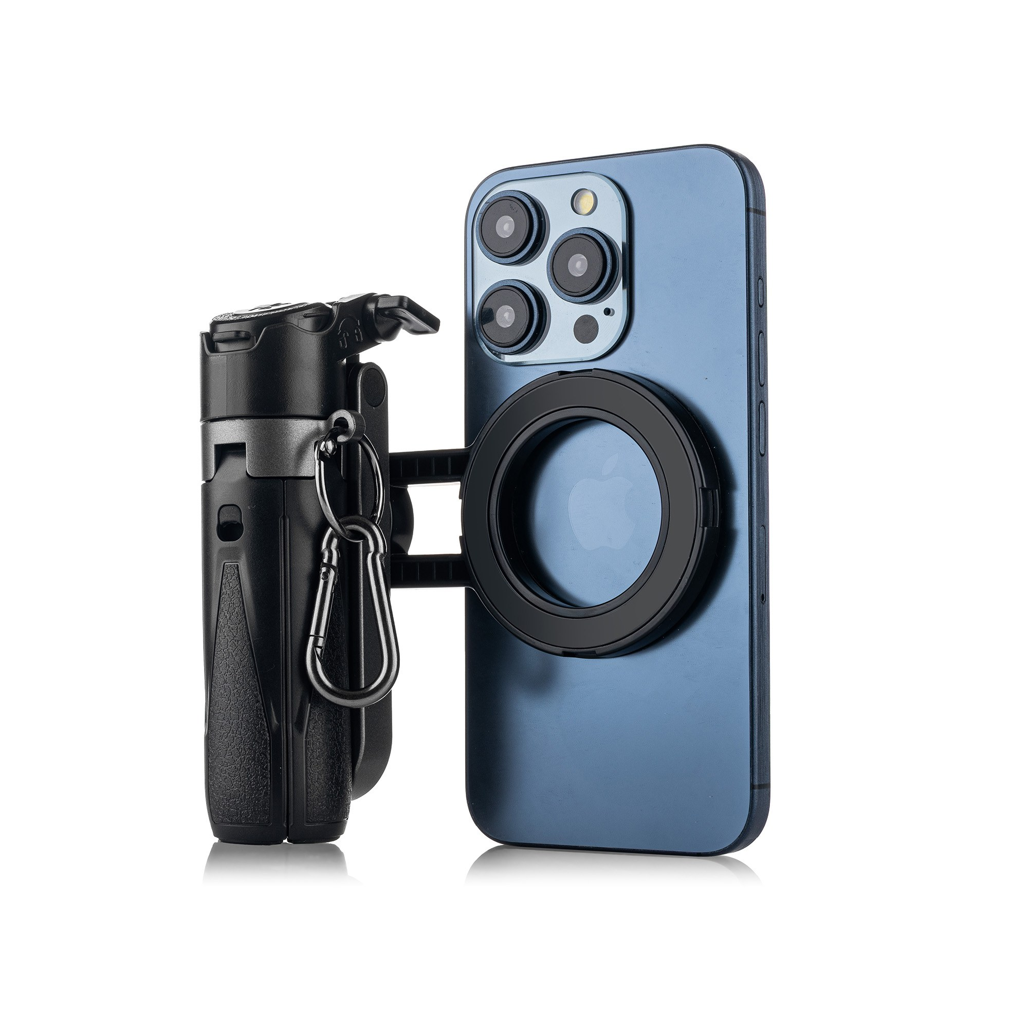 Ein blaues Smartphone mit einem magnetischen Ringhalter an einem schwarzen Klappgriff auf weißem Hintergrund.