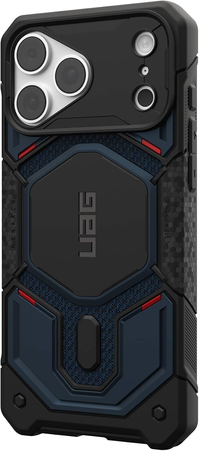 Robusta custodia per smartphone UAG Monarch blu e nera con angoli rinforzati e motivo esagonale sul retro.