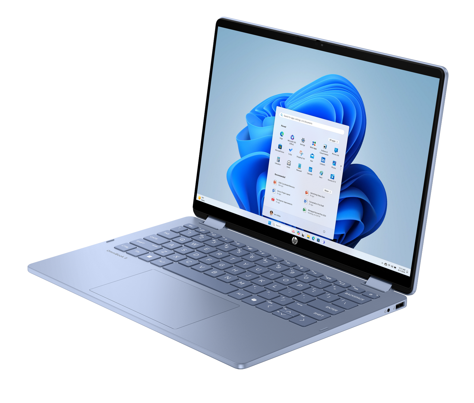 Laptop HP OmniBook 5 azzurro su sfondo nero che mostra il menu Start di Windows 11.