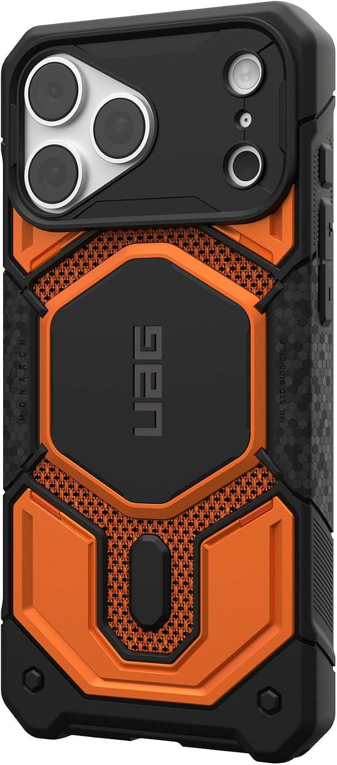 Eine robuste schwarz-orange UAG Smartphone-Hülle mit strukturiertem Sechseckmuster und verstärkten Ecken.